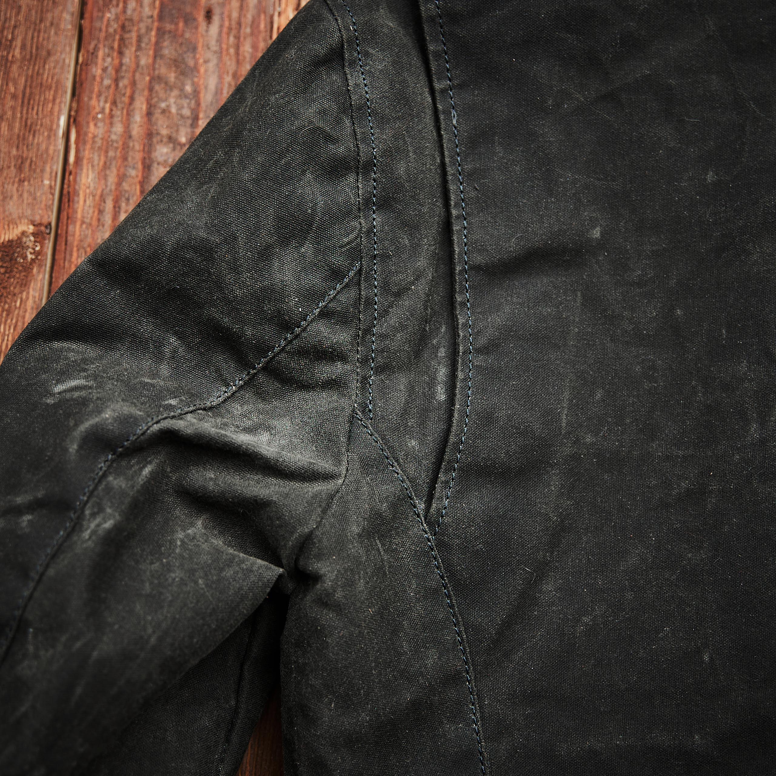 Iron and Resin - Cruiser Jacket - Olive (Black)