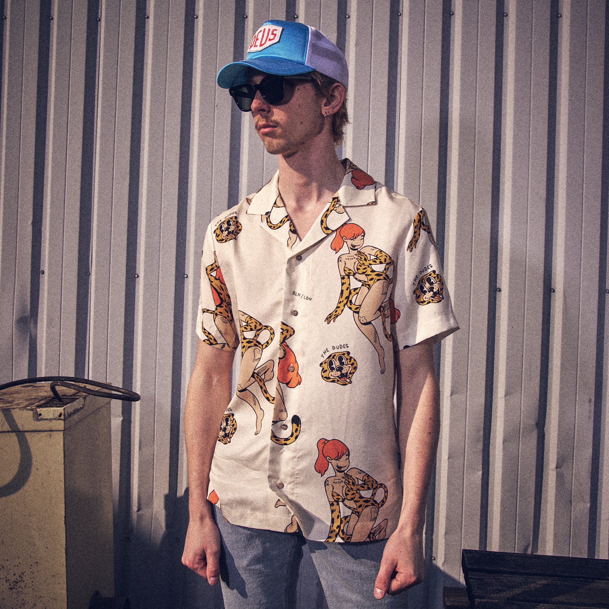 The Dudes - Hawaii Shirt - Meow