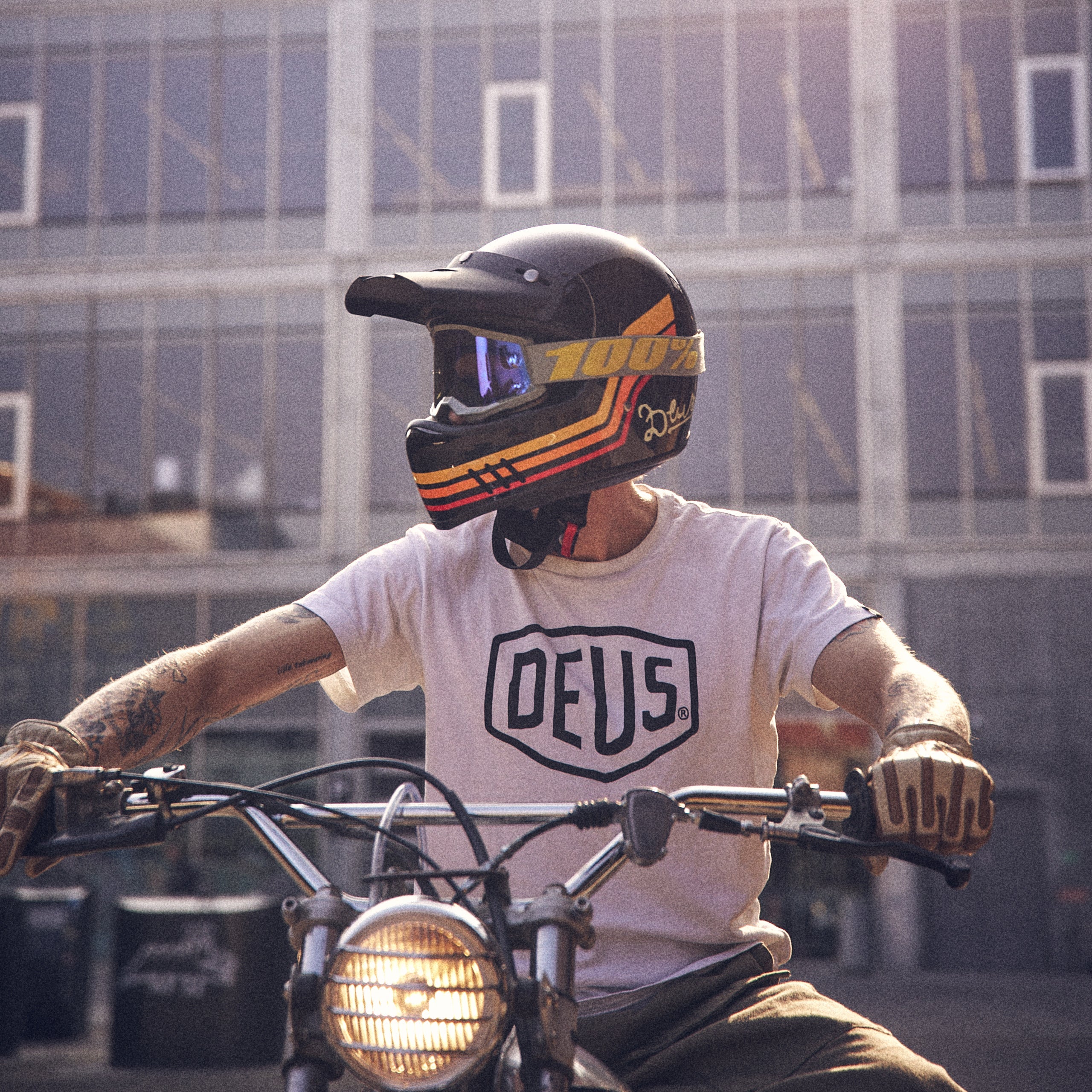 Deus Ex Machina - Mc Helmet "Stripes" - Black
