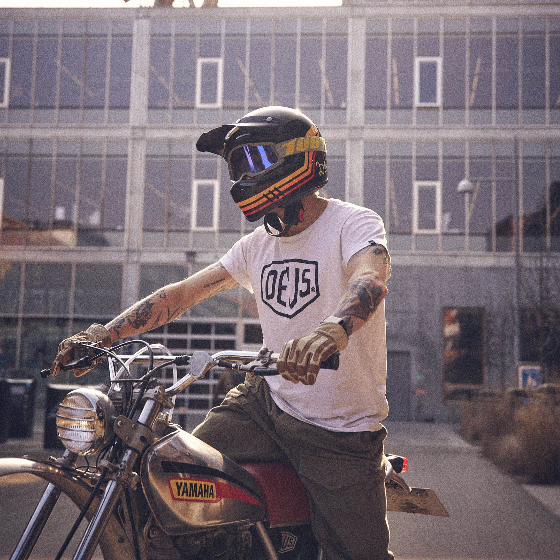 Deus Ex Machina - Mc Helmet "Stripes" - Black