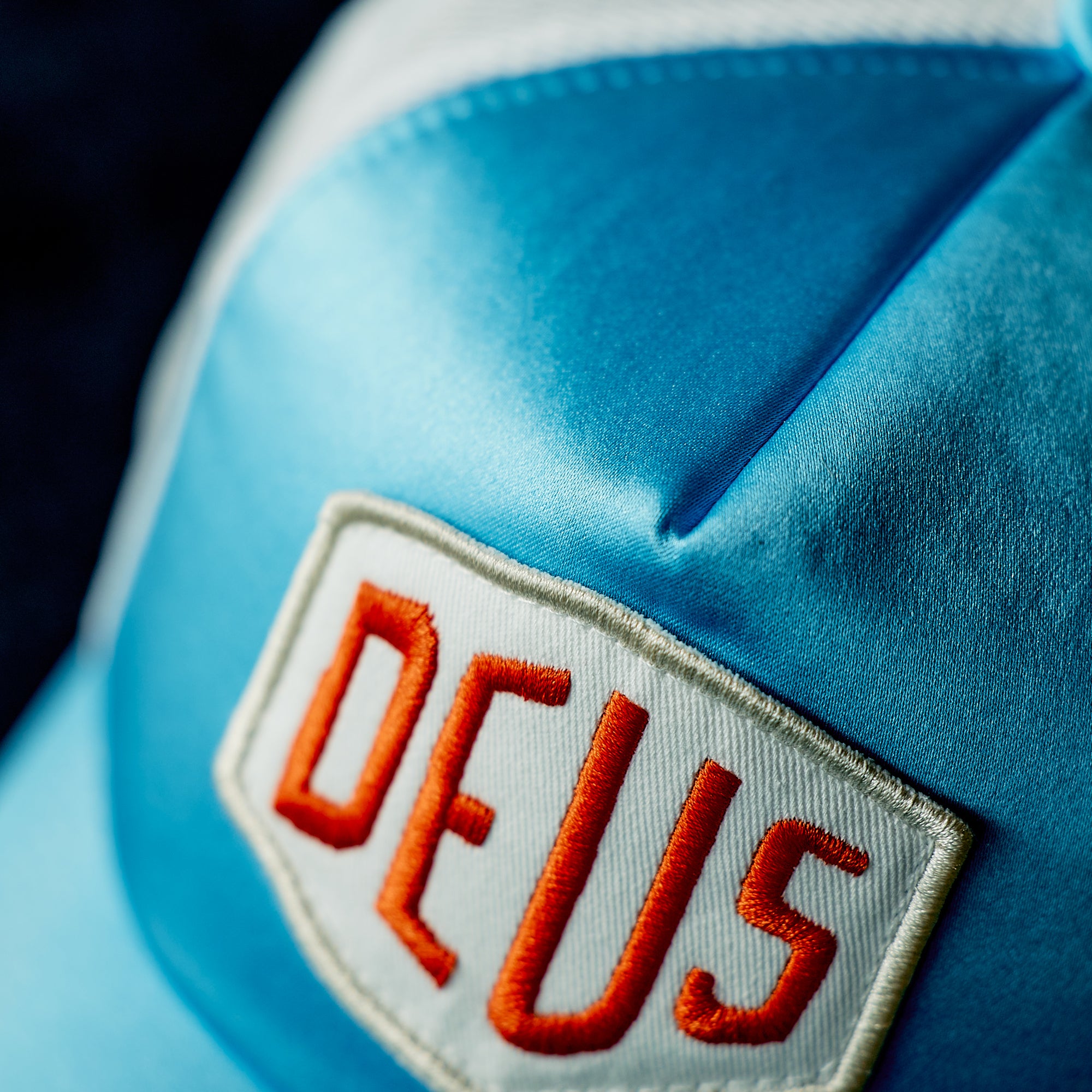 Deus Ex Machina - Shield Luxx Trucker Cap - Blue