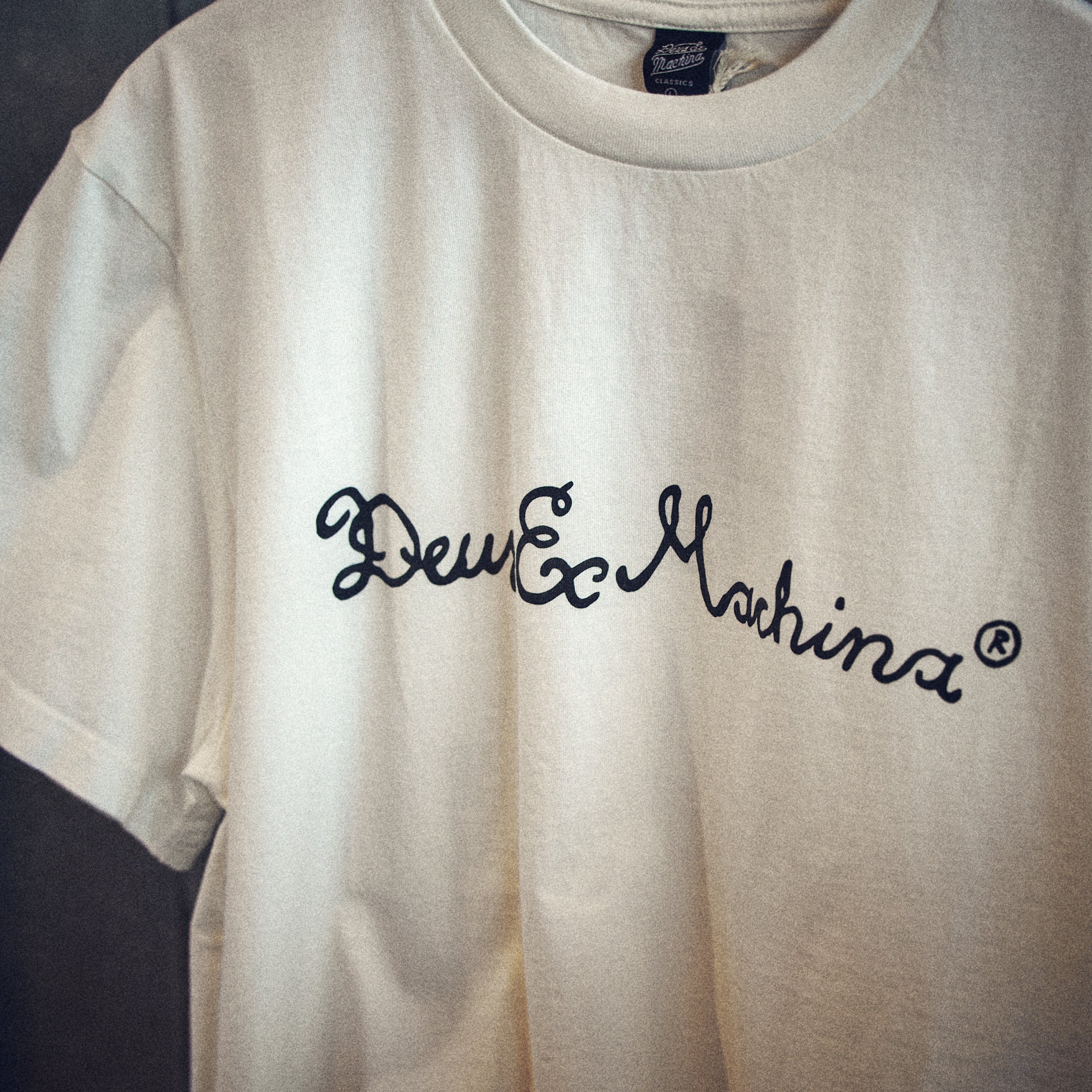 Deus Ex Machina - T-shirt - Noodle
