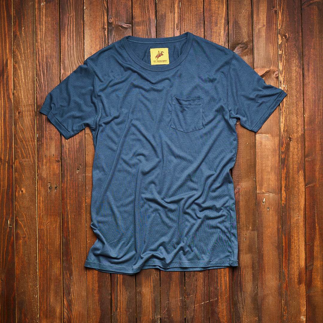 FBC TAILOR & SUPPLY - RANCHER POCKET TEE SHIRT - Petroleums-Blå