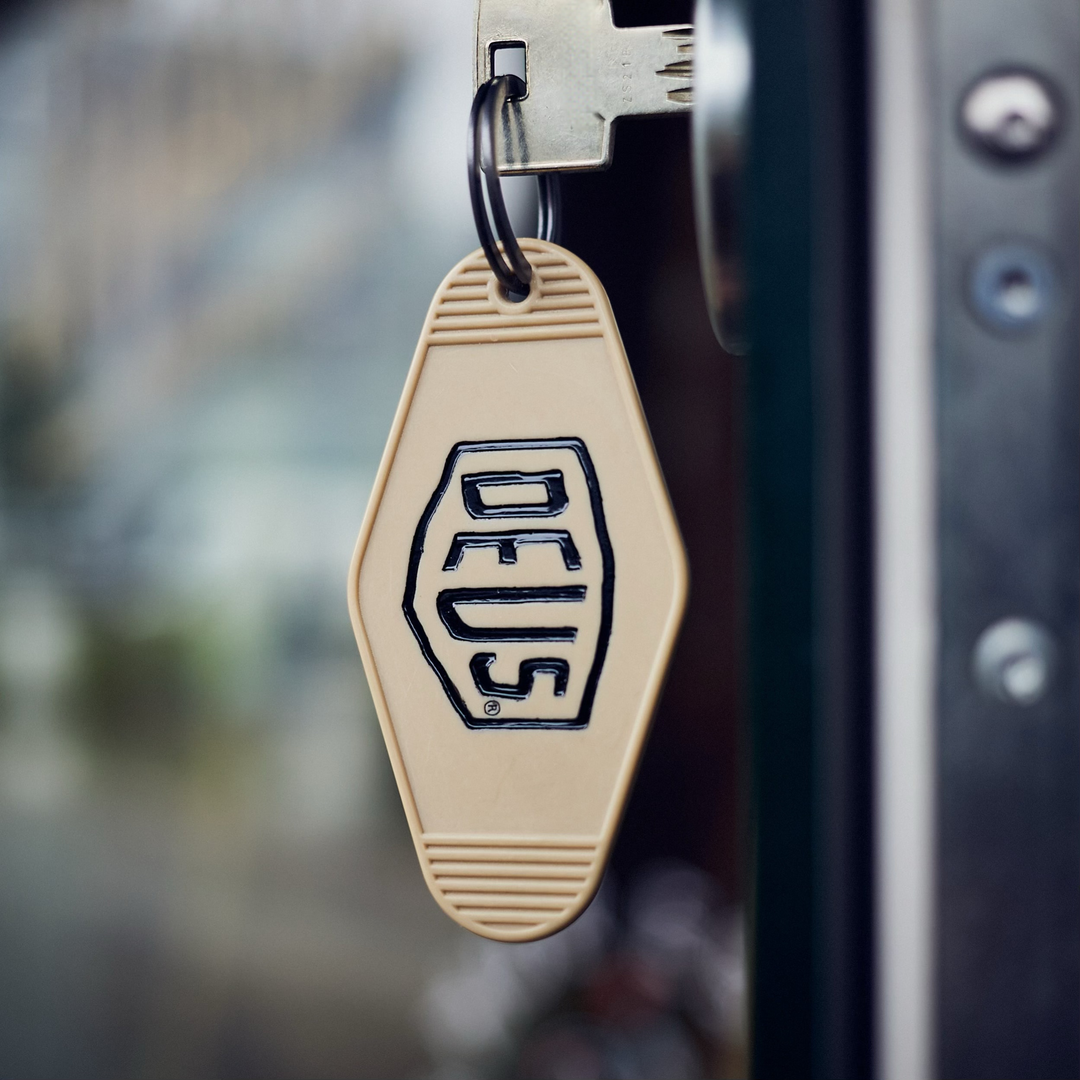 Deus Ex Machina - Motel Key Hanger Gul/Beige