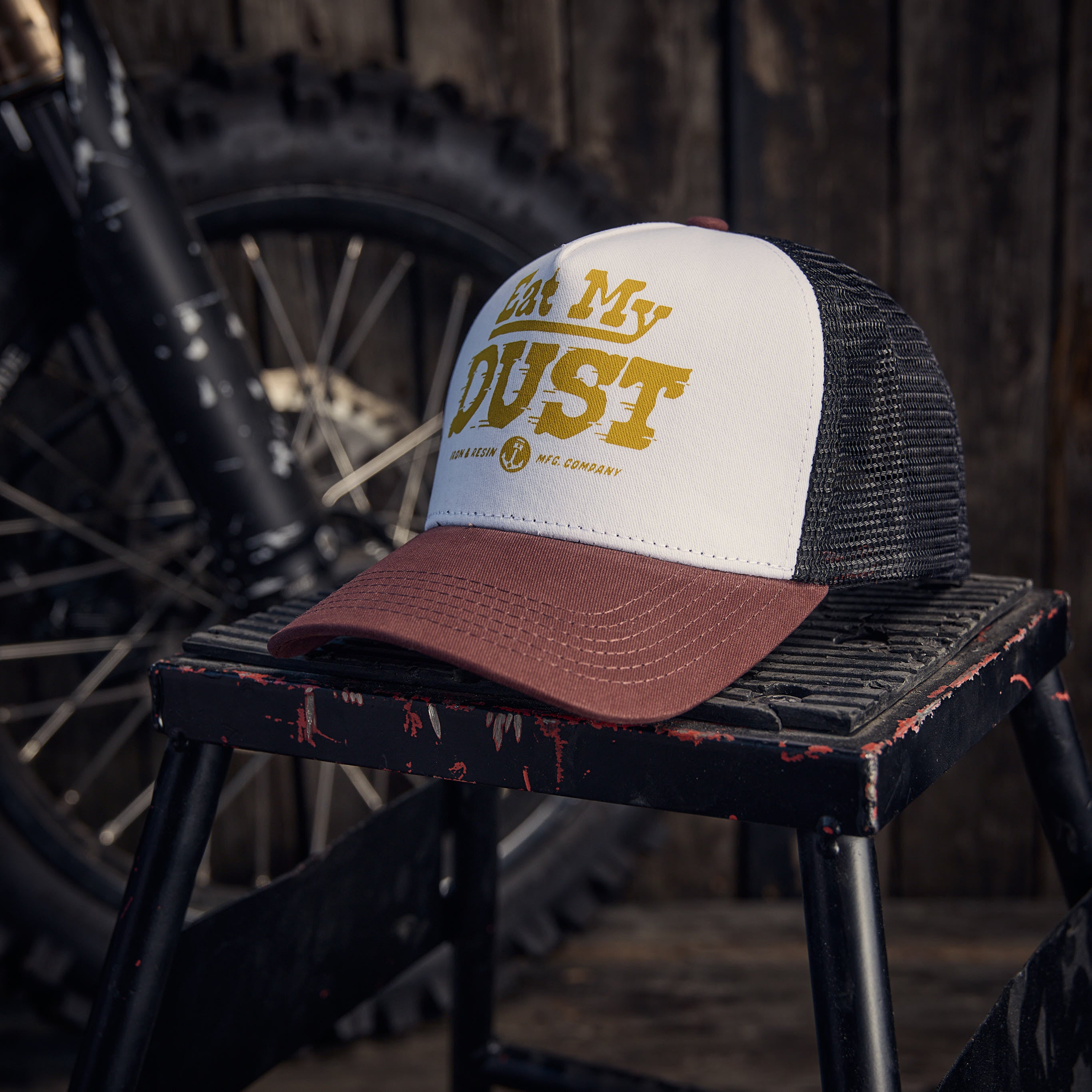 Iron and Resin - Eat My Dust Cap
