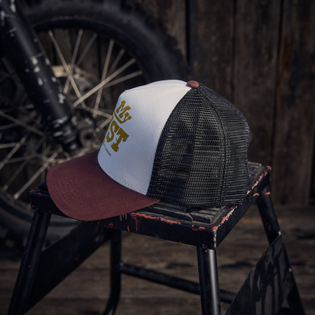 Iron and Resin - Eat My Dust Cap