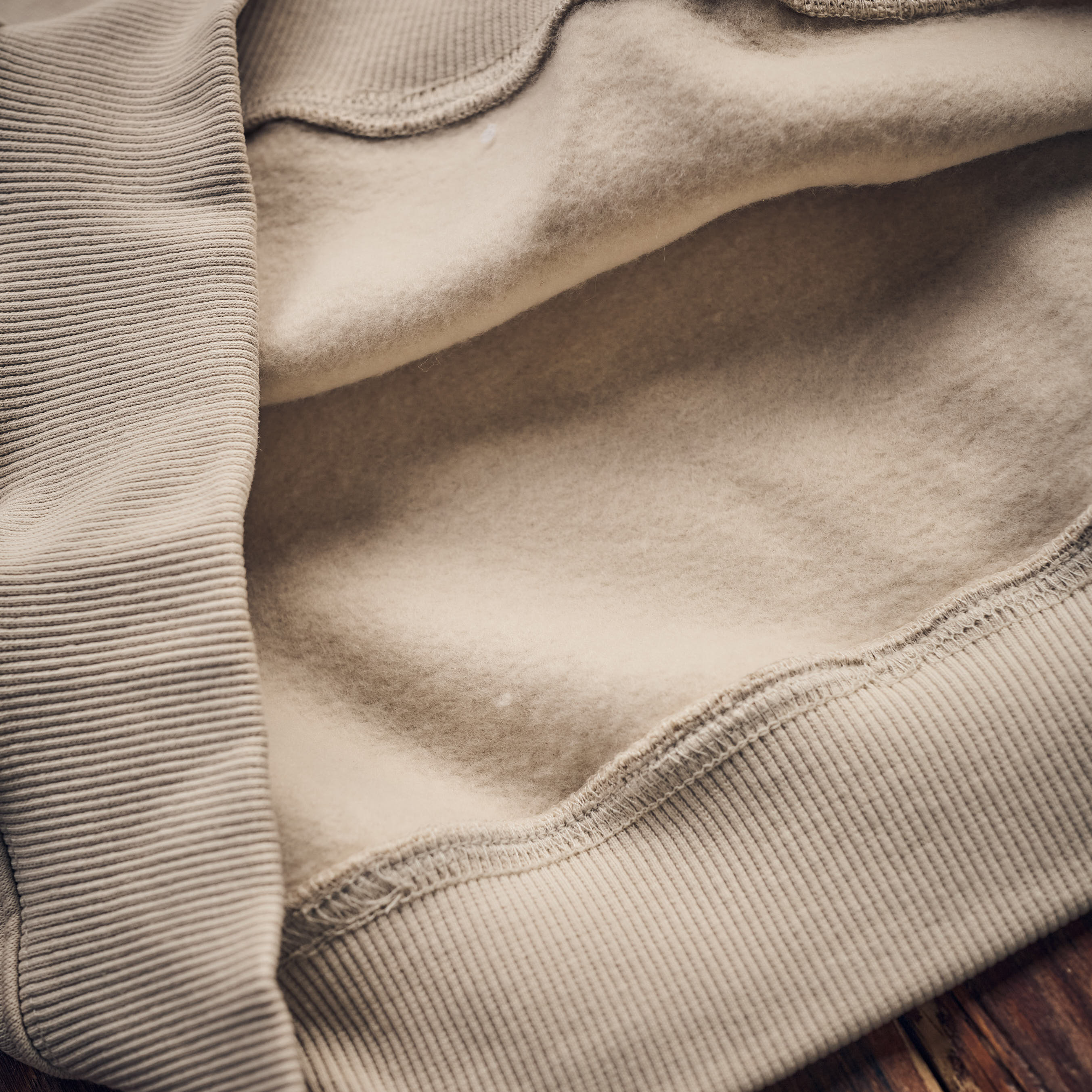The Dudes Wildlife Studies Classic Sweatshirt - Almond milk
