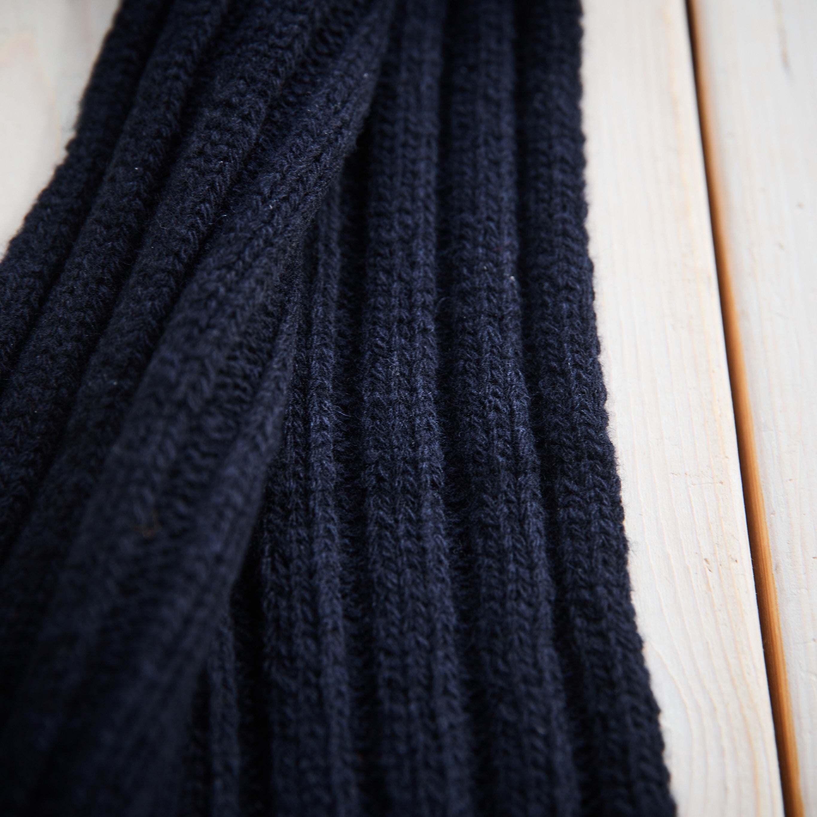 Blue de Genes - Wool Comforto Scarf - Navy