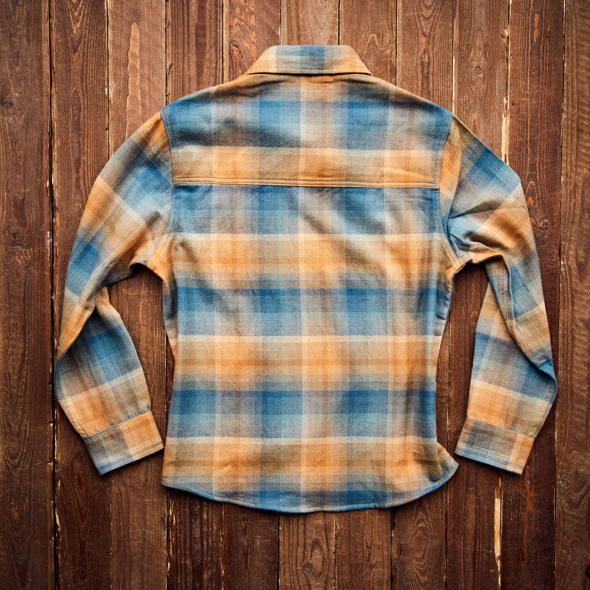Iron & Resin - Somi'S Shirt