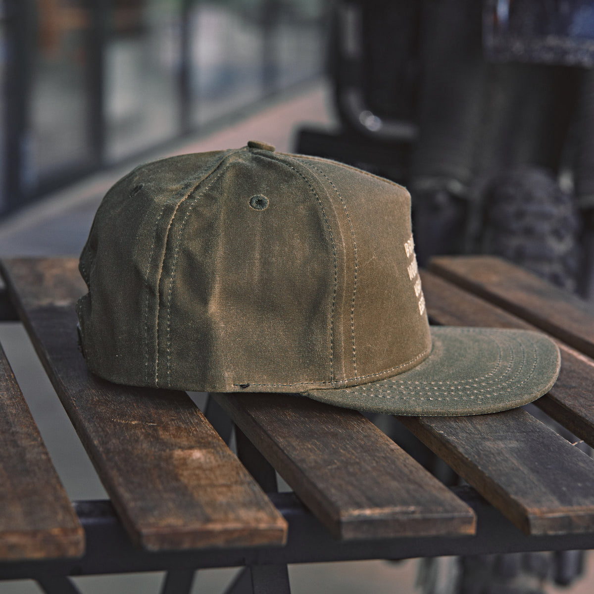 Bradley Mountain - Waxed Heritage Trucker Cap Olive/white