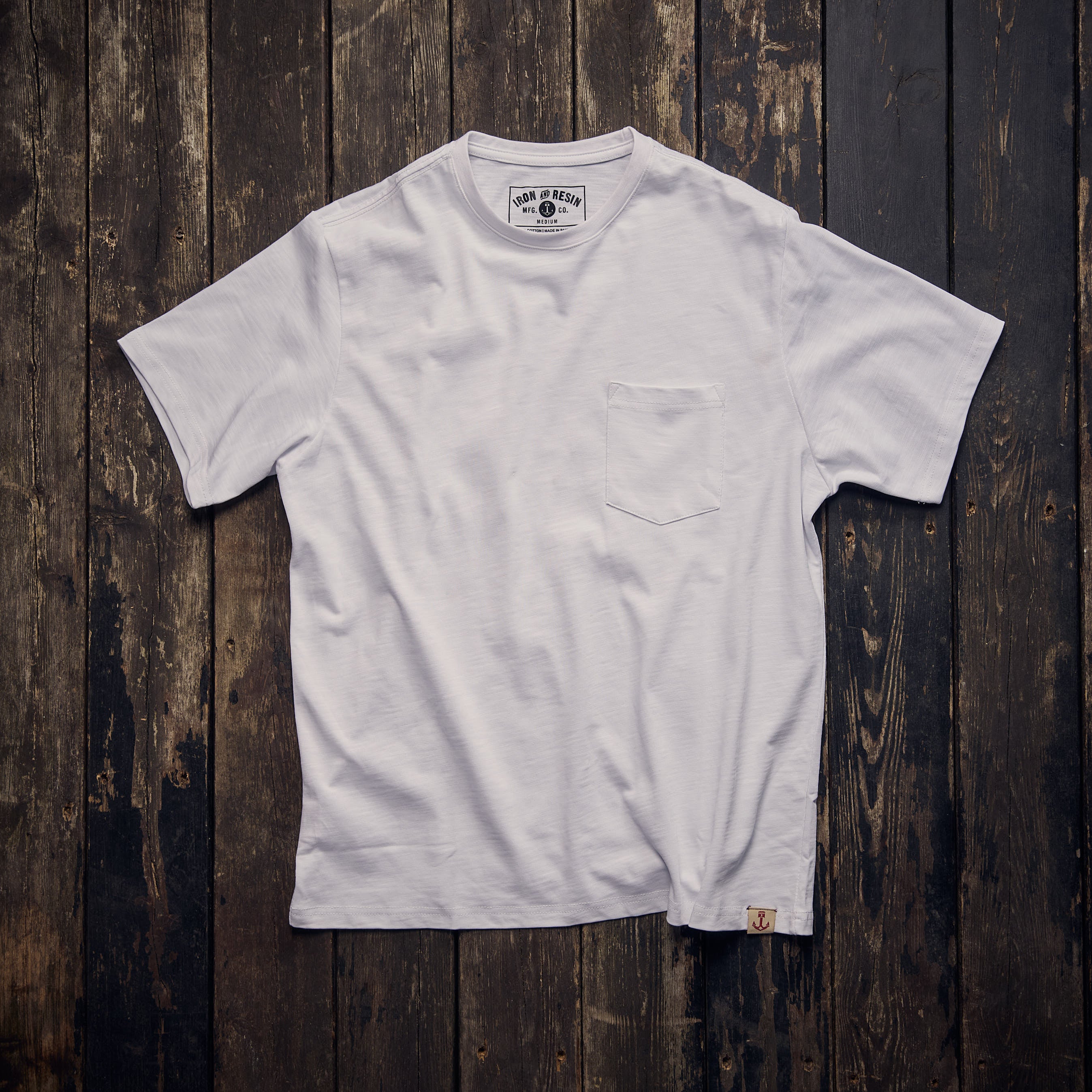 Iron & Resin - Bird tee - All White