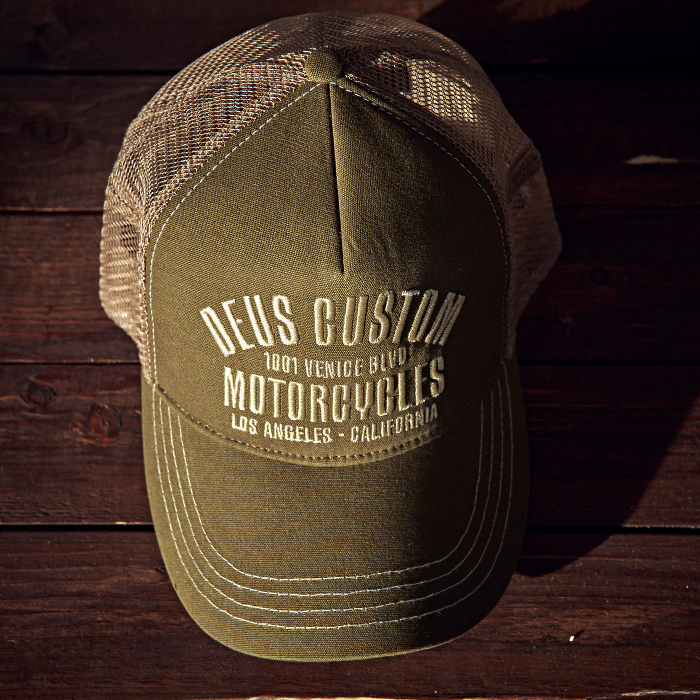 DEUS EX MACHINA - REGGIE TRUCKER CAP - OLIVE