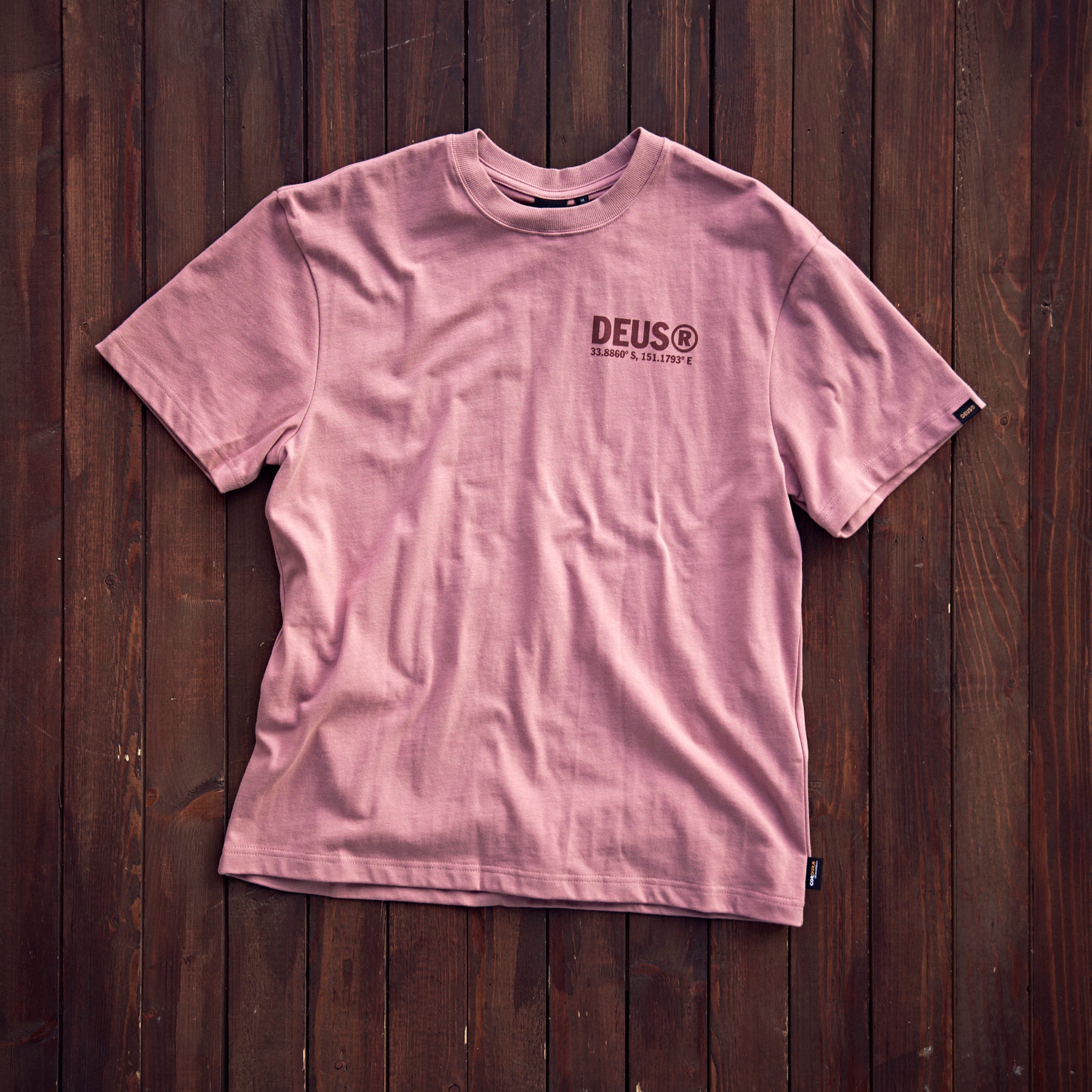 Deus Ex Machina - Hurricane Tee - Dusty Pink