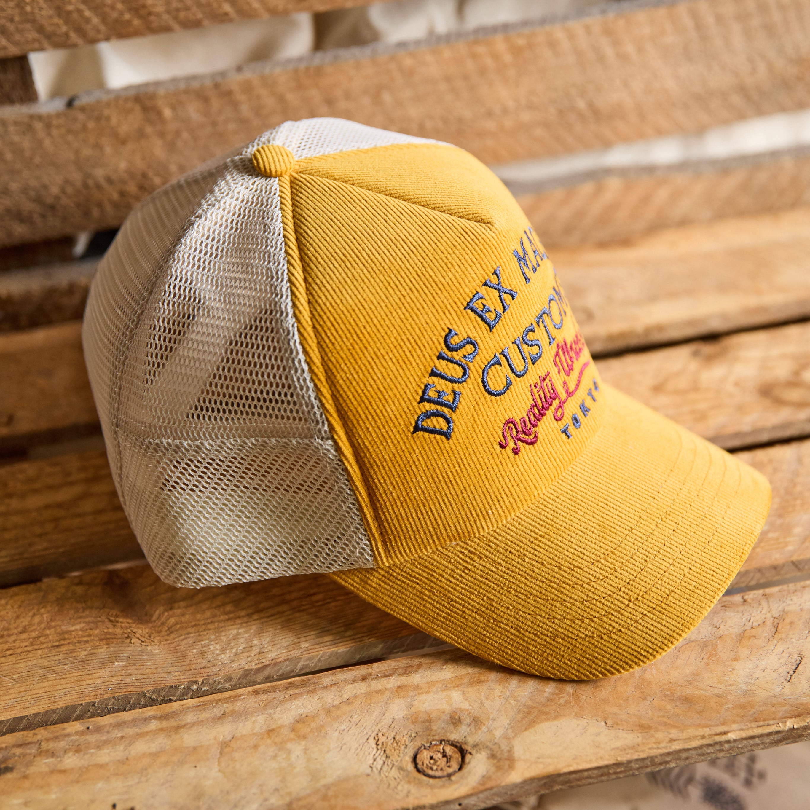 DEUS EX MACHINA - Marsden Trucker - Yellow