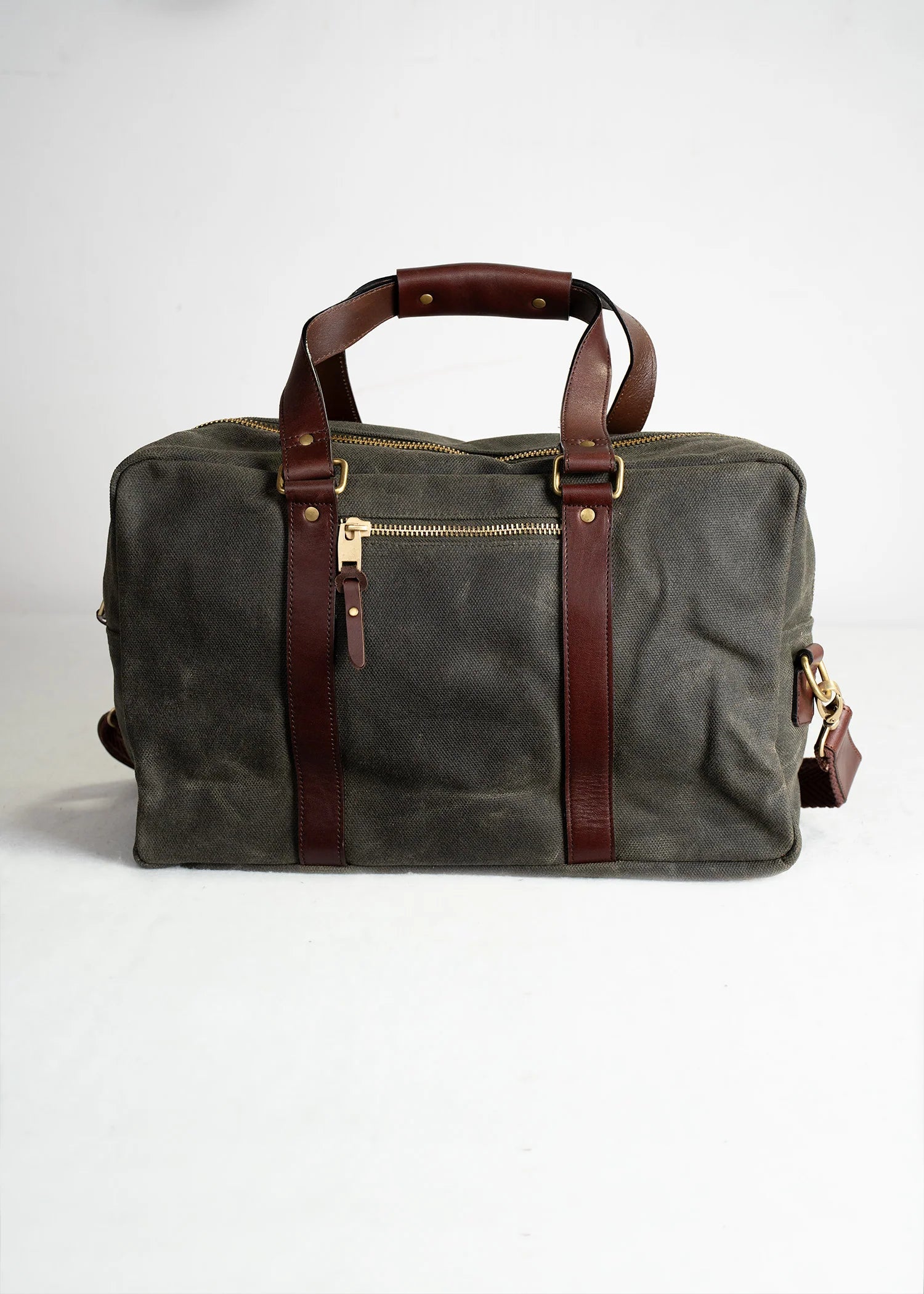 Iron & Resin - Overland Weekender Bag 23 L