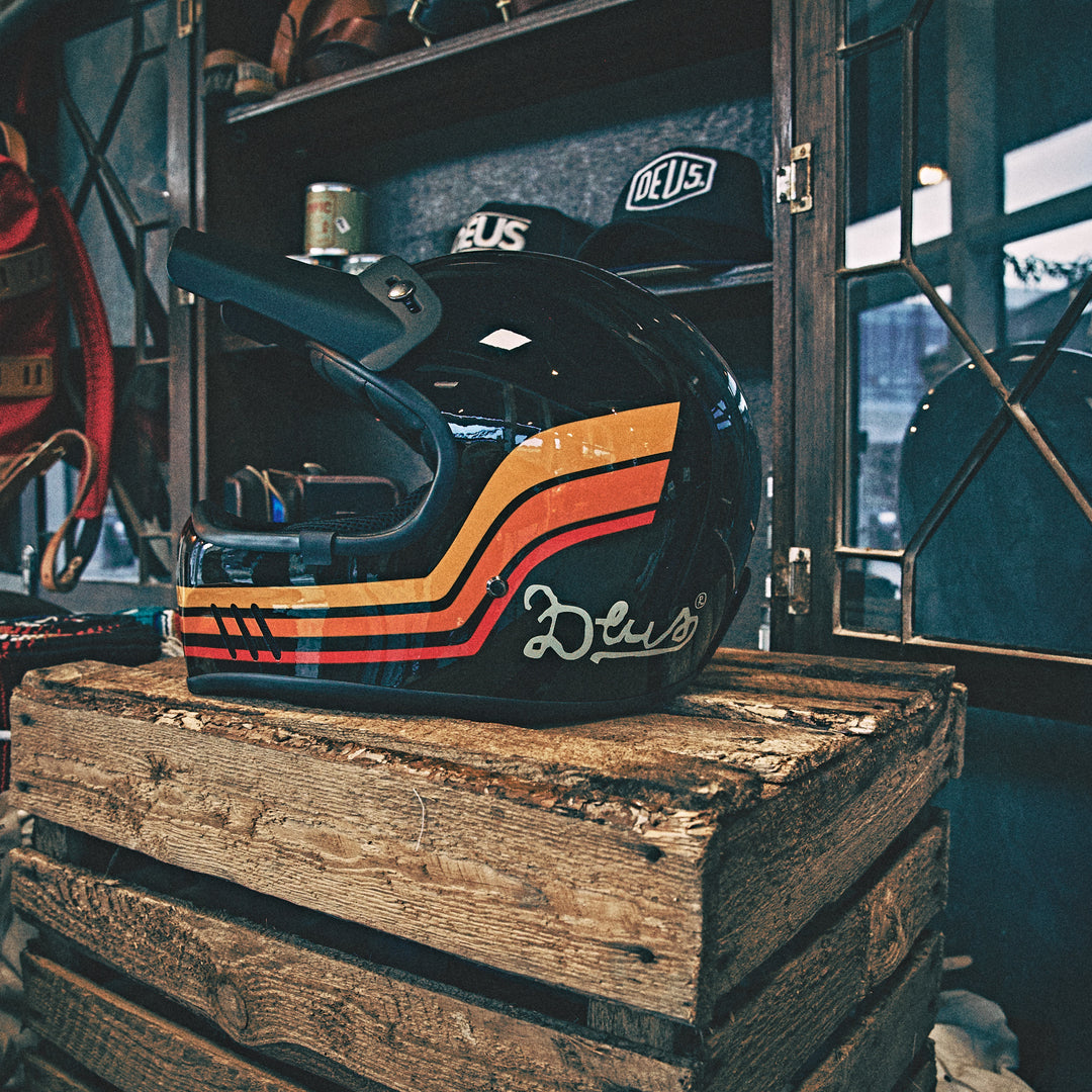 Deus Ex Machina - Mc Helmet "Stripes" - Black