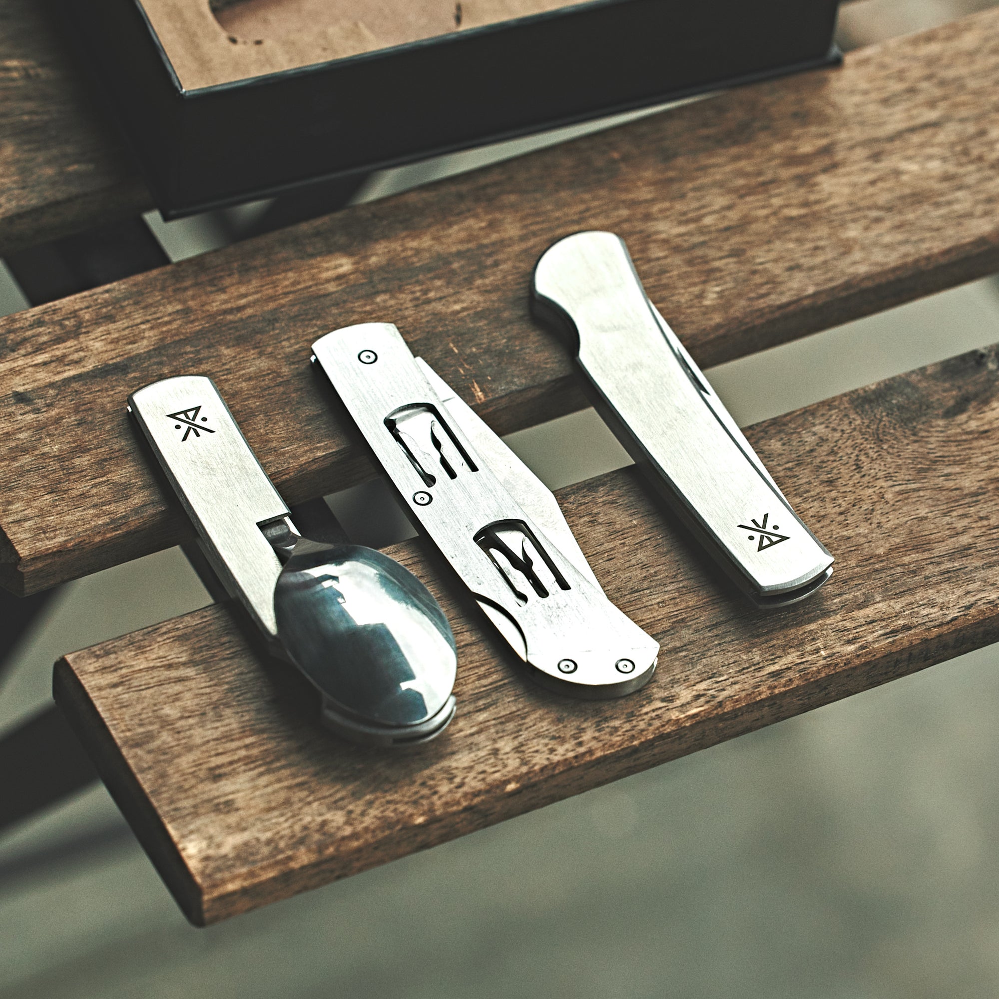 Roark - Separator Camp Tool