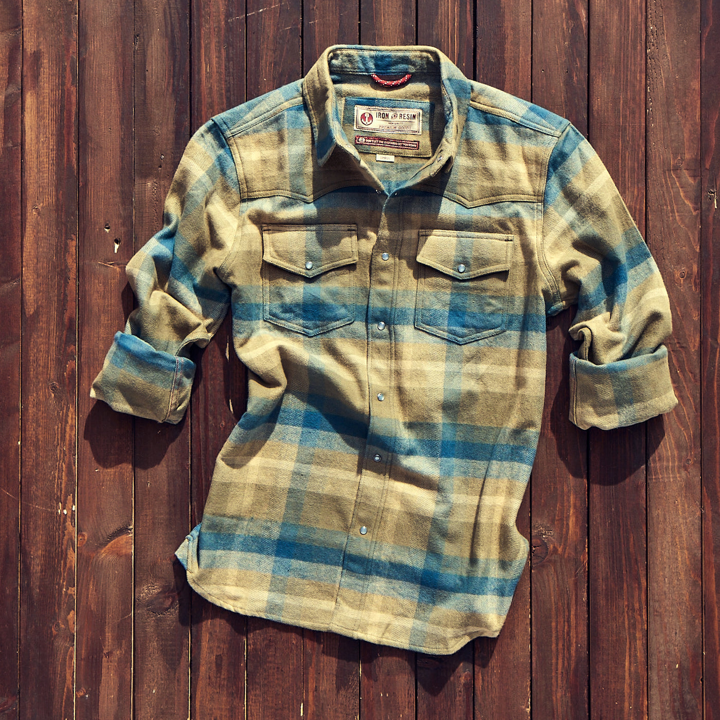 Iron & Resin - Somis Shirt