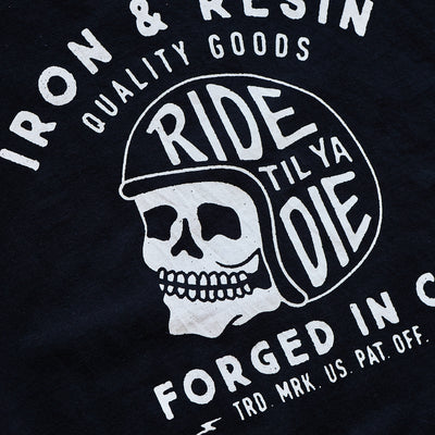 IRON & RESIN - T-shirt - "Skull  R.T.Y.D." - SORT