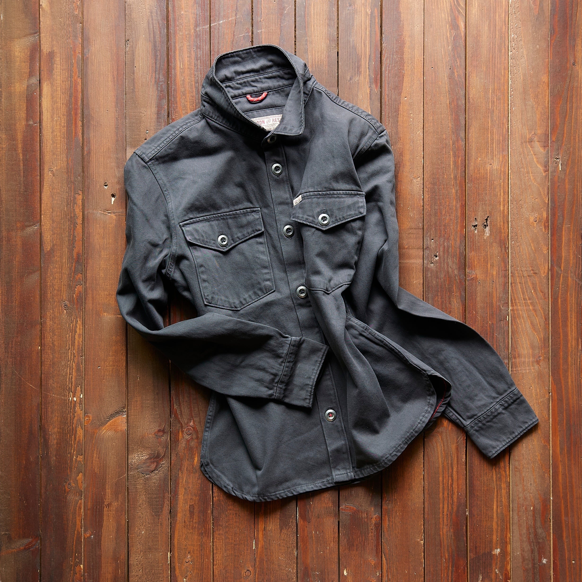 Iron & Resin - Mission Shirt - Charcoal