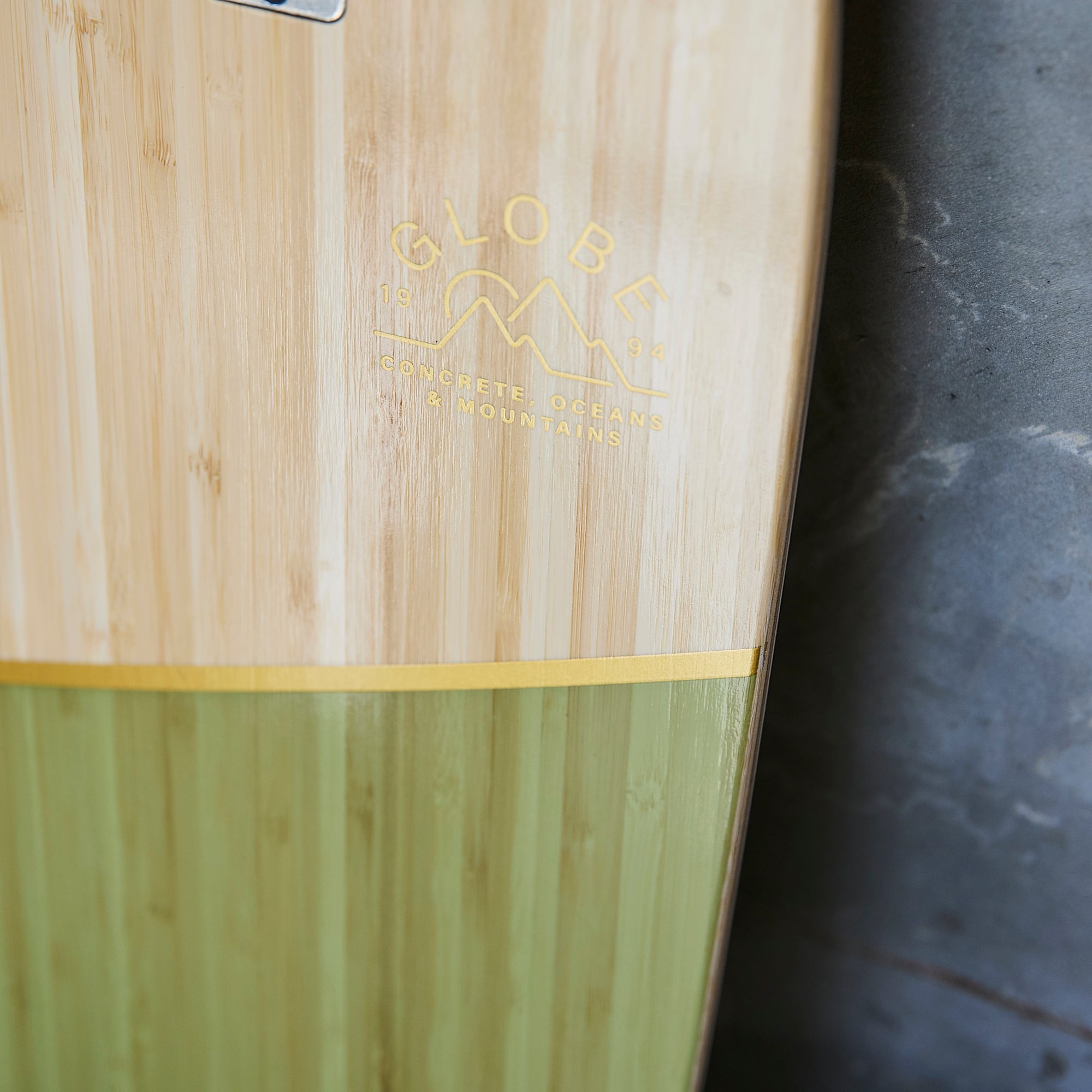 Globe - Big Blazer 32" Cruiser Bamboo/Olive