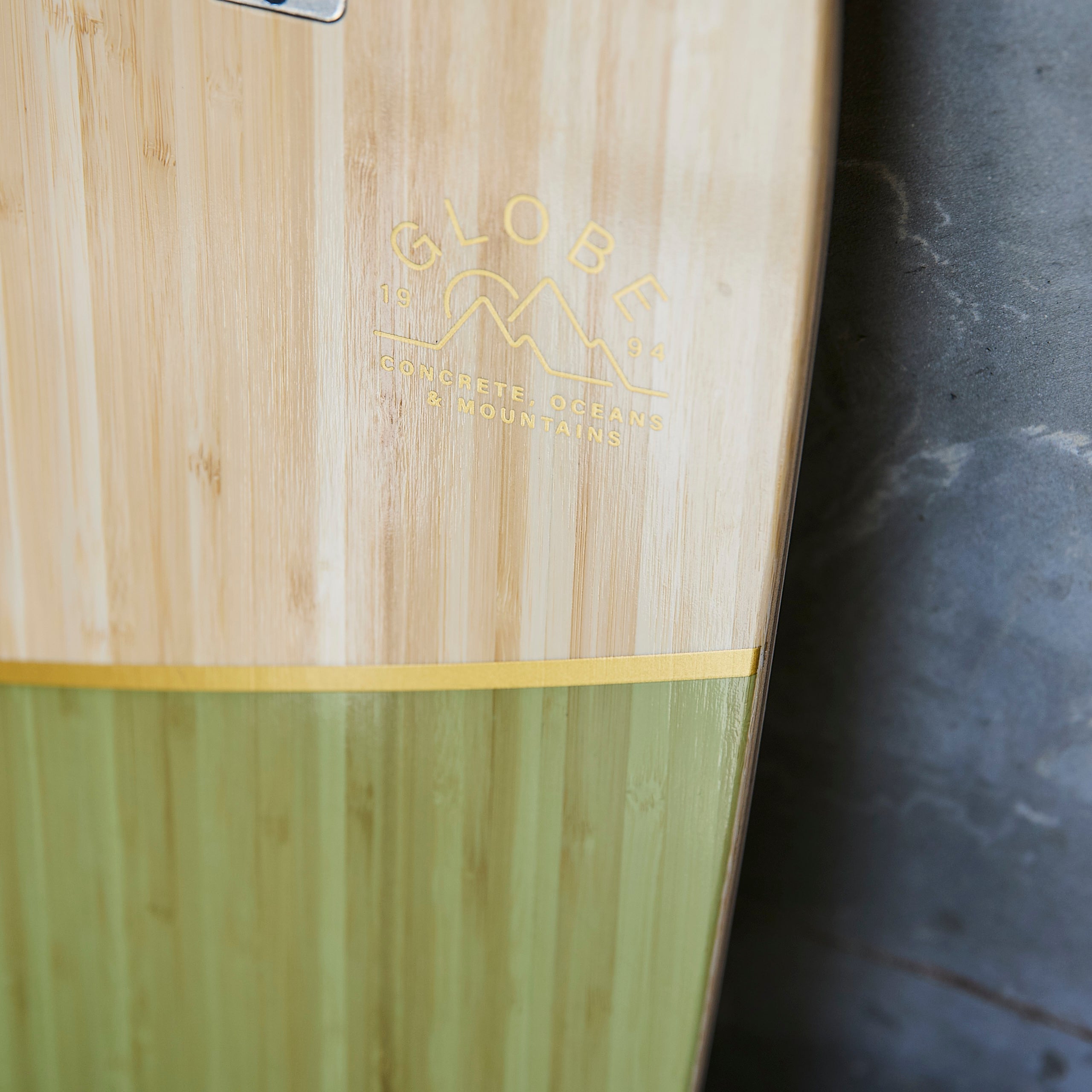 Globe - Big Blazer 32"Cruiser Bamboo/Olive