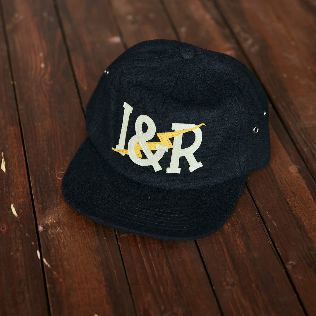 Iron & Resin - Wool Bolt Cap - Sort