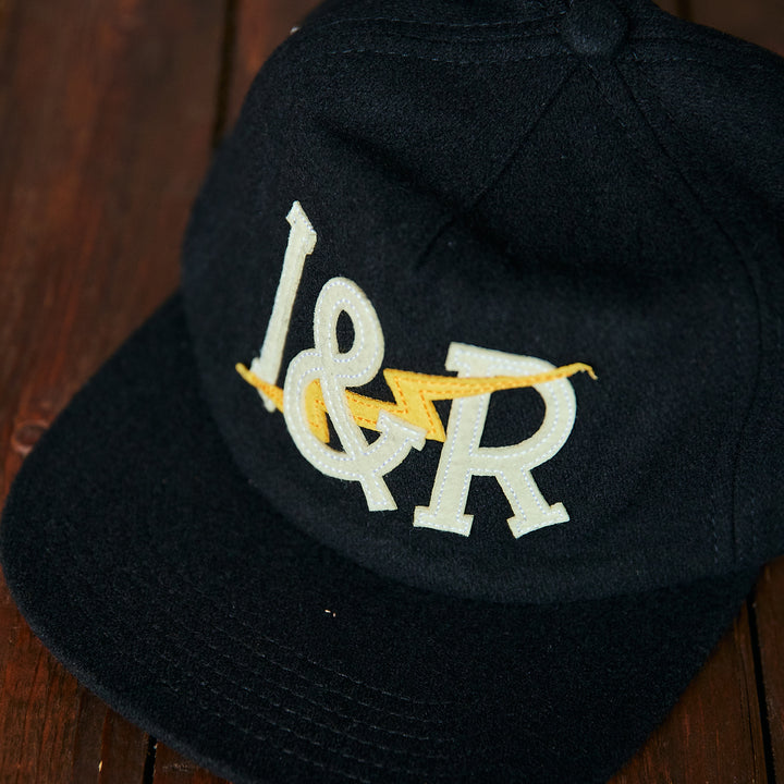 Iron & Resin - Wool Bolt Cap - Sort