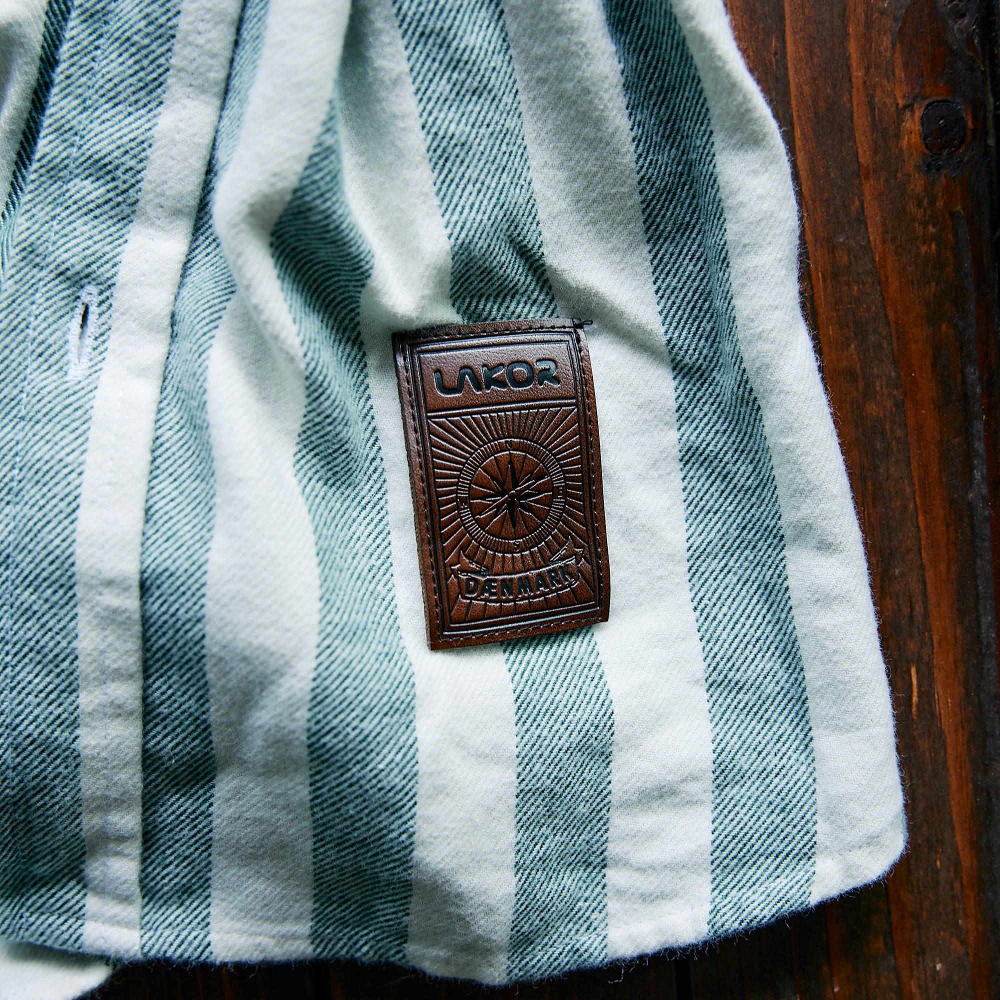 Lacquer - Striped Cotton - Off-White/Green