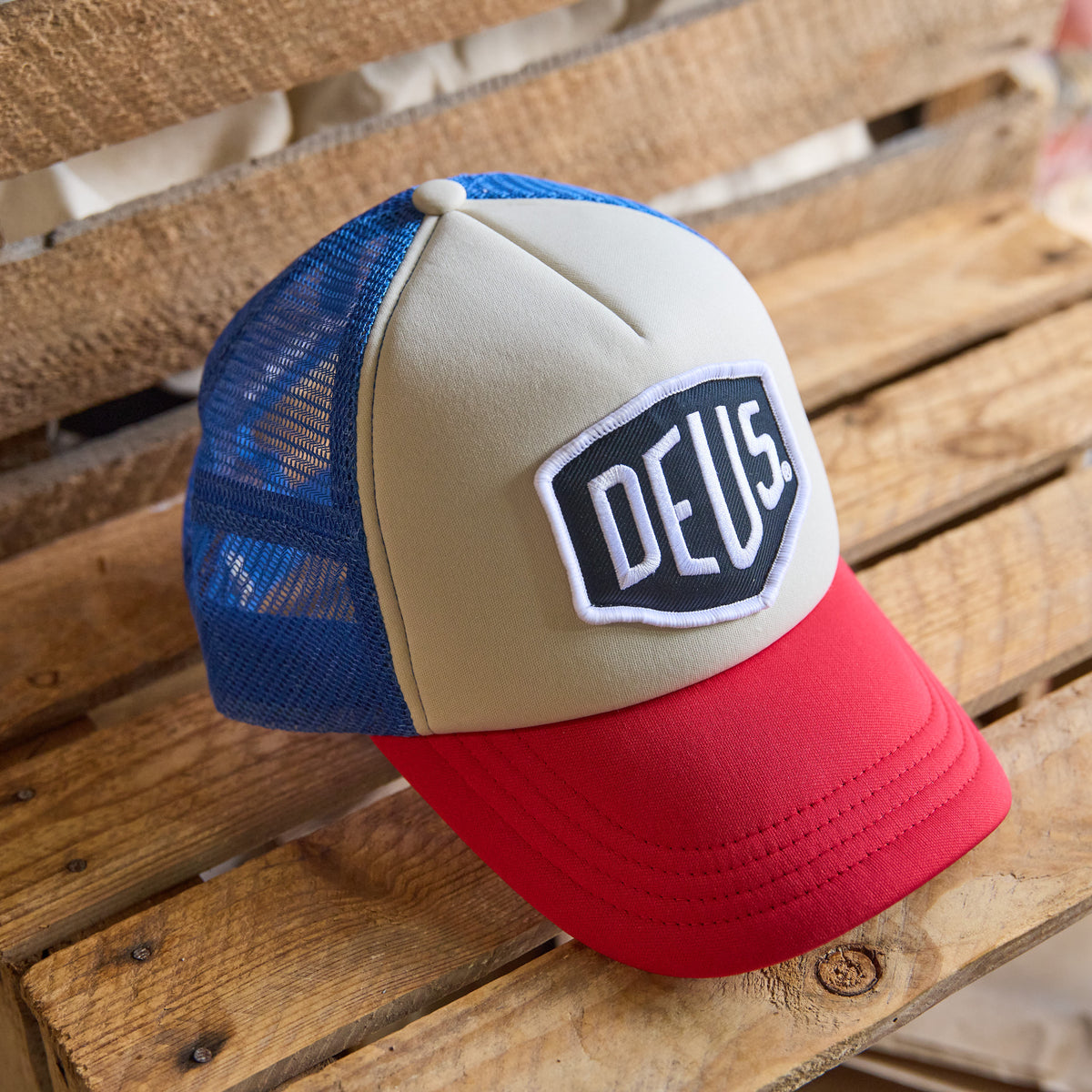 DEUS EX MACHINA - Baylands/Shield Trucker - TRICOLOR