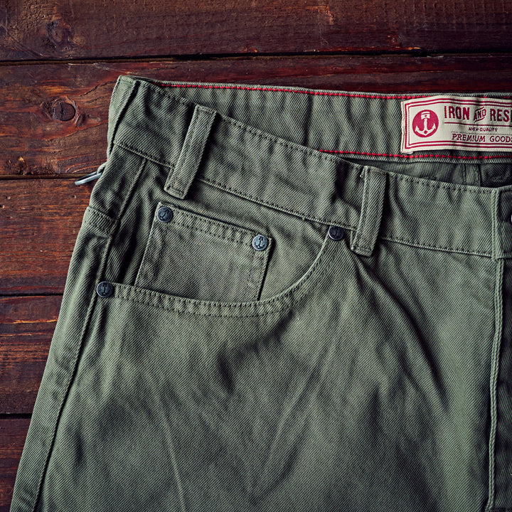 Iron & Resin - HECTOR SHORTS - Army Denim