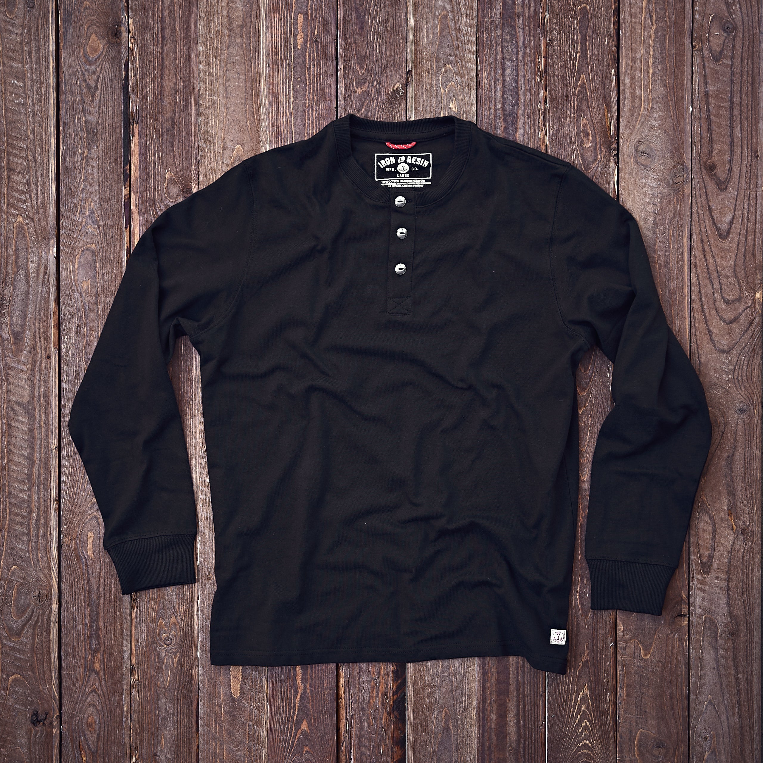 Iron & Resin - Prospect Henley - Black