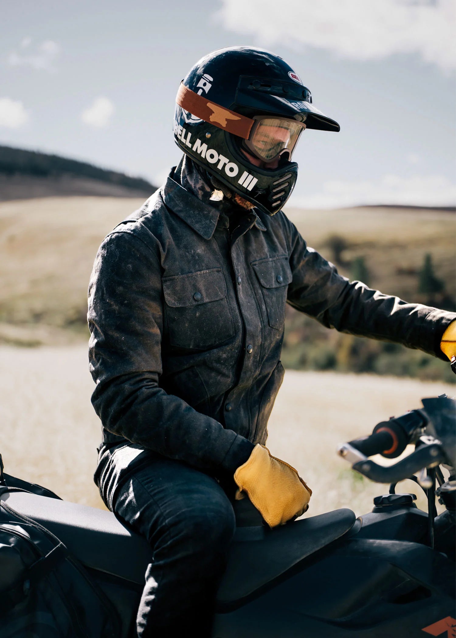Iron and Resin - Cruiser Jacket - Olive (Black)