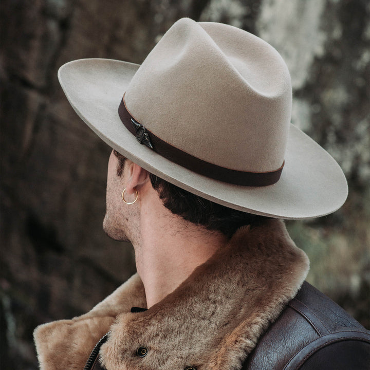 Shangri La Italy - FURIA BROWN WESTERN HAT - White