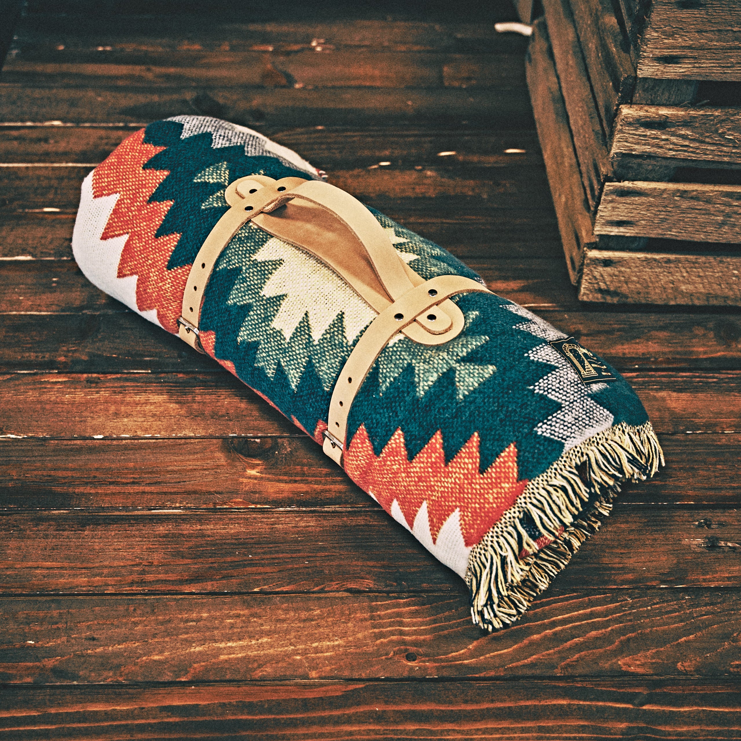 Shangri La - Navajo Blanket, incl strap