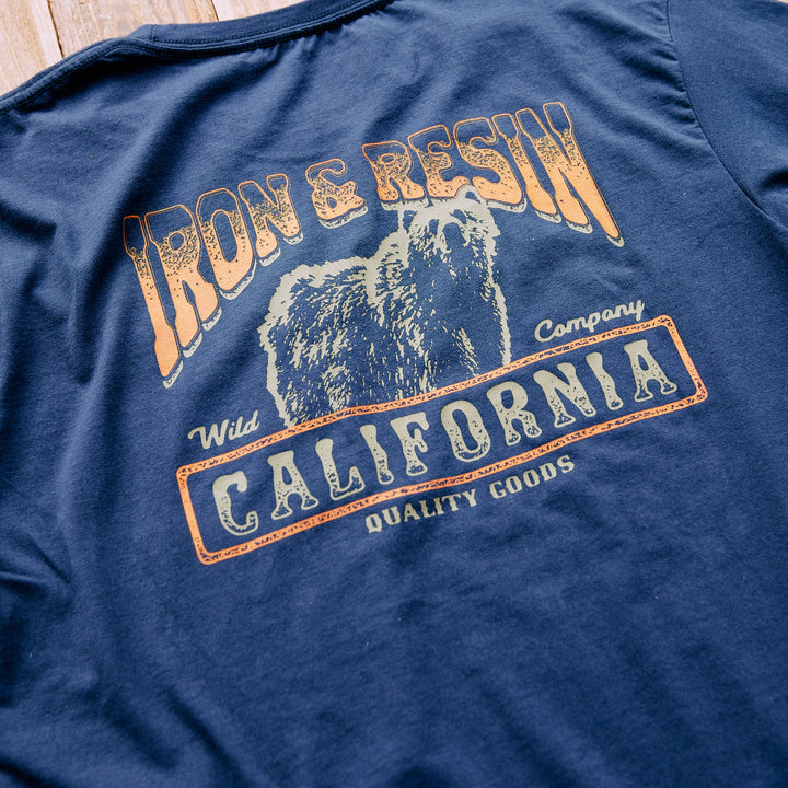 Iron & Resin - CALI BEAR TRUCKER TEE - Navy