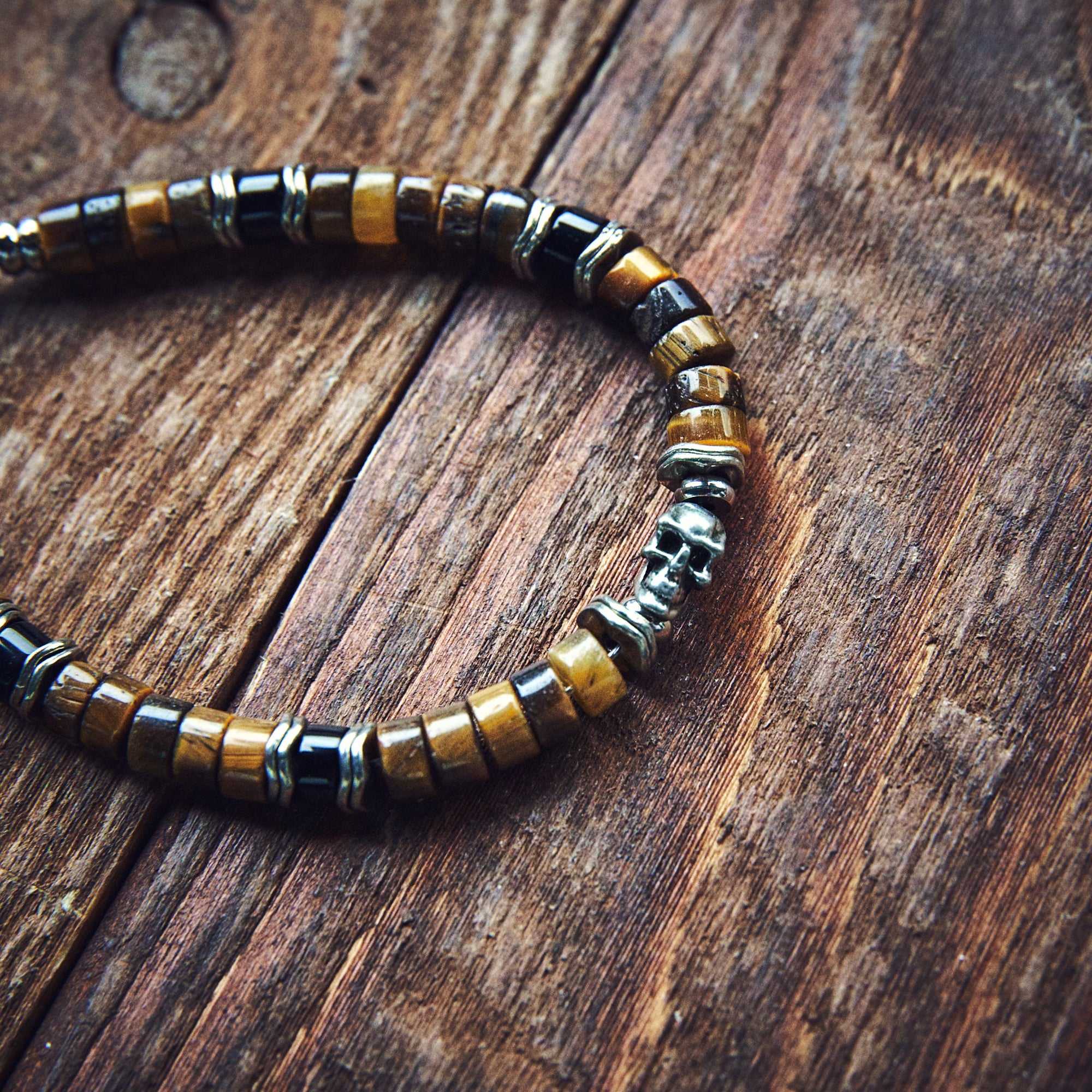 Armbånd -Tiger Eye - Skull