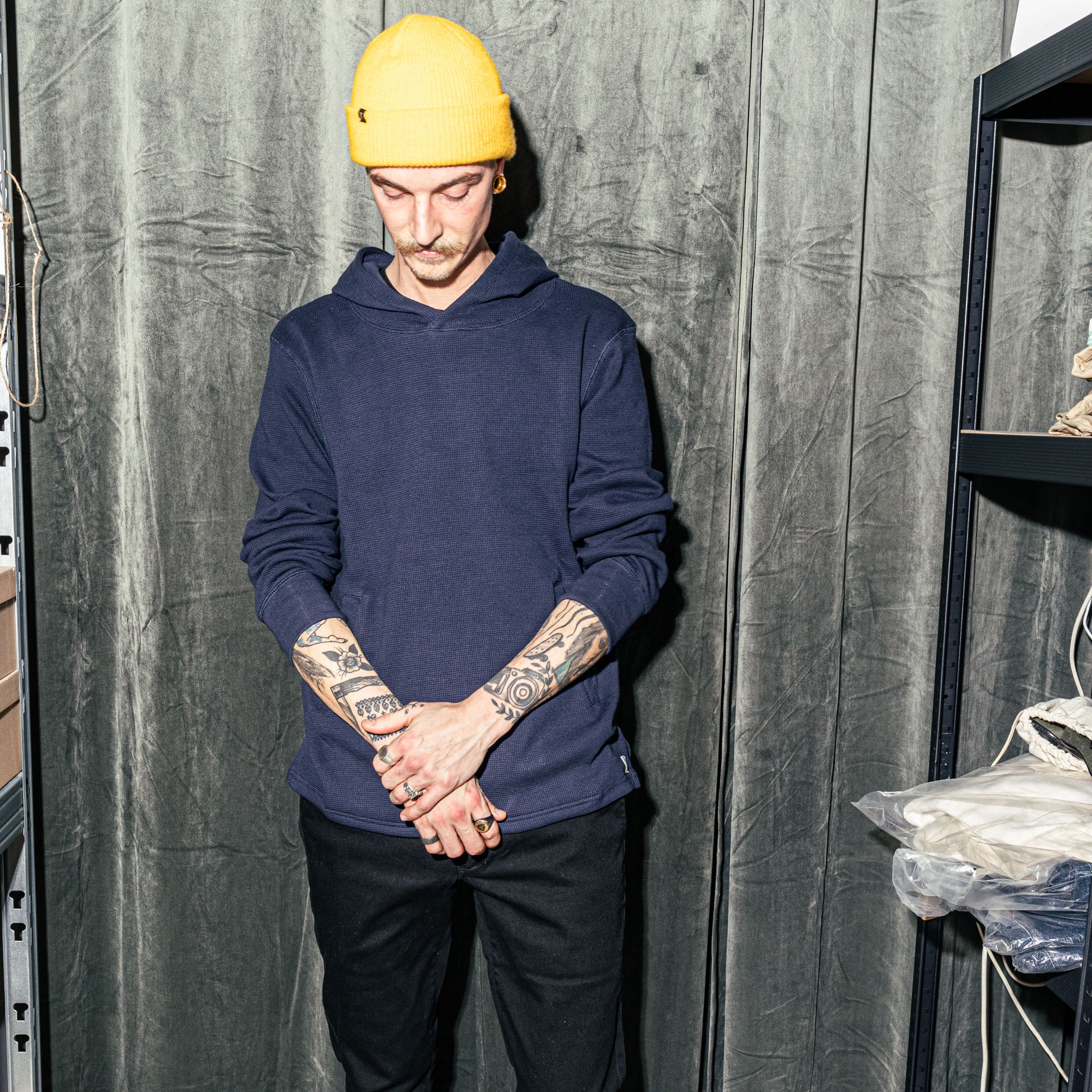 Iron & Resin - Keanu Hoodie - Navy blue
