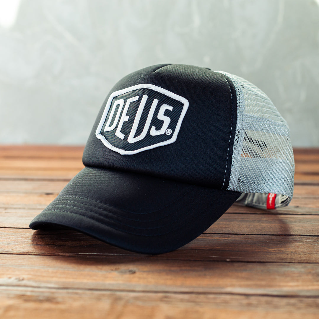 DEUS EX MACHINA - Baylands Trucker - GRAY