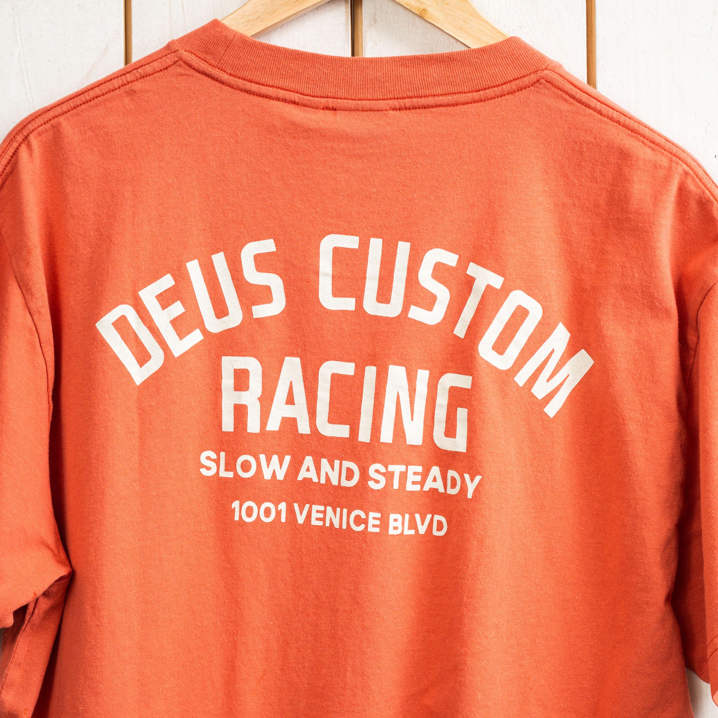 DEUS EX MACHINA - T-Shirt - Burnt Sienna - RABBIT RUN
