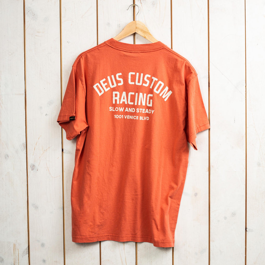 DEUS EX MACHINA - T-Shirt - Burnt Sienna - RABBIT RUN