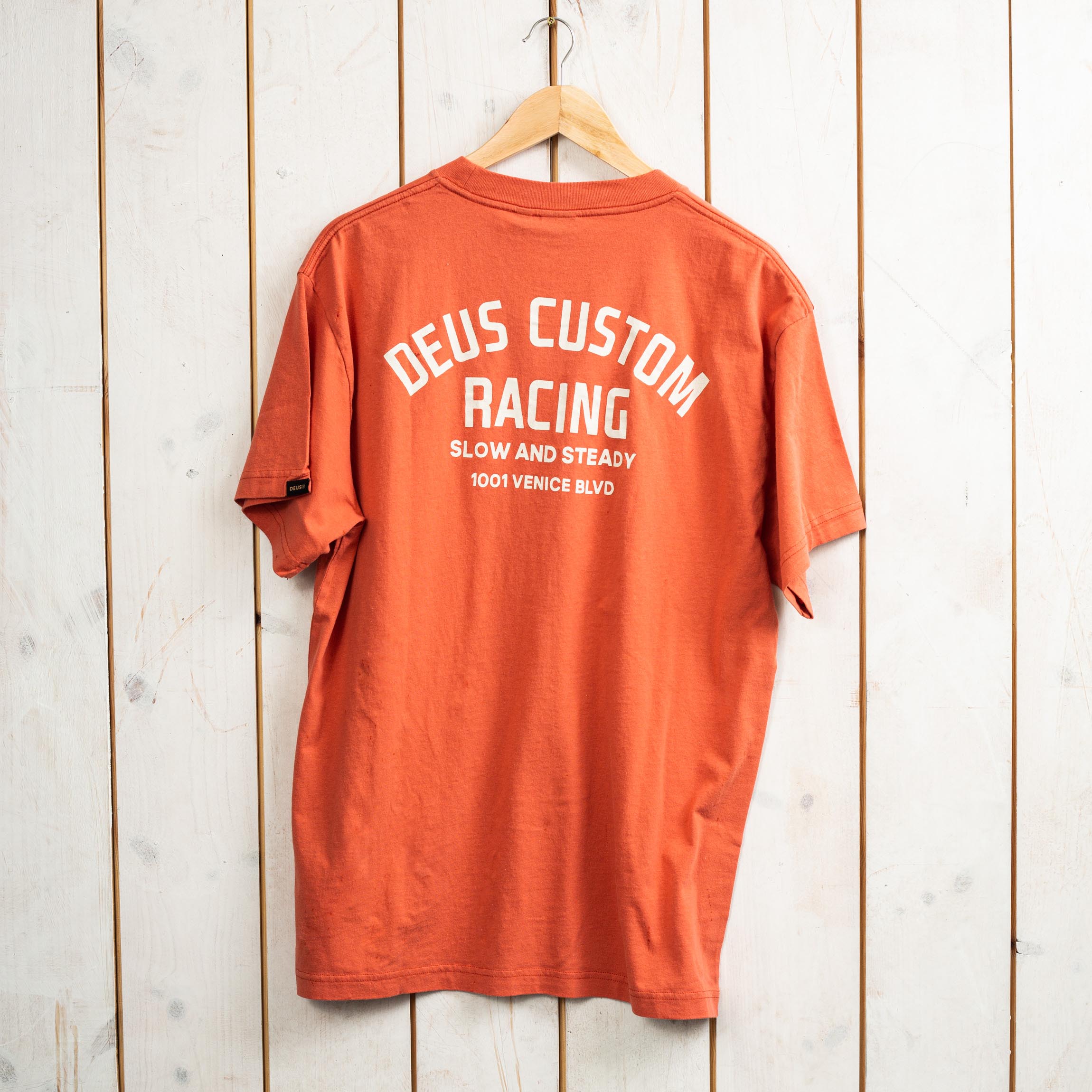 DEUS EX MACHINA - T-Shirt - Burnt Sienna - RABBIT RUN