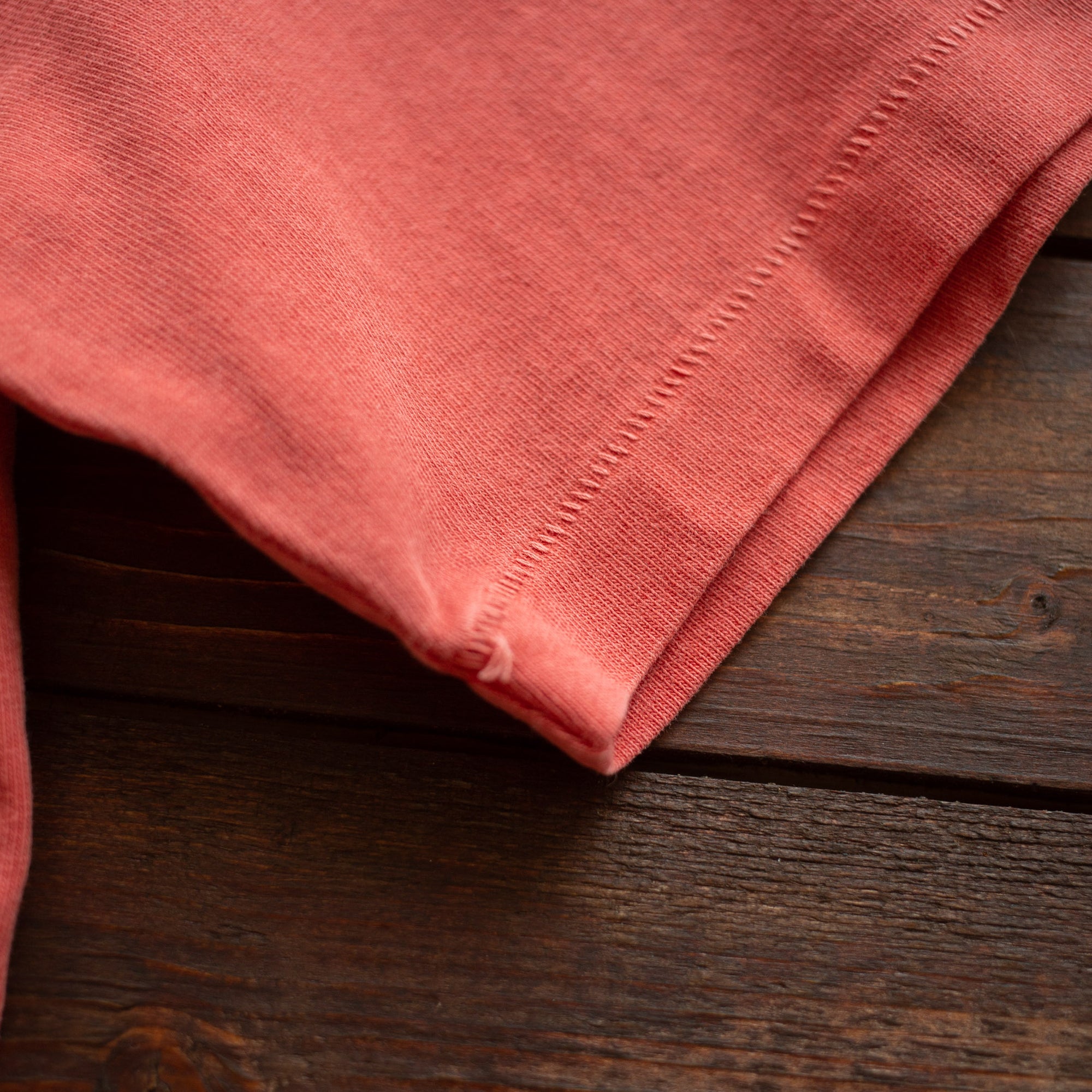 Deus Ex Machina - Daisies Tee - Paprika