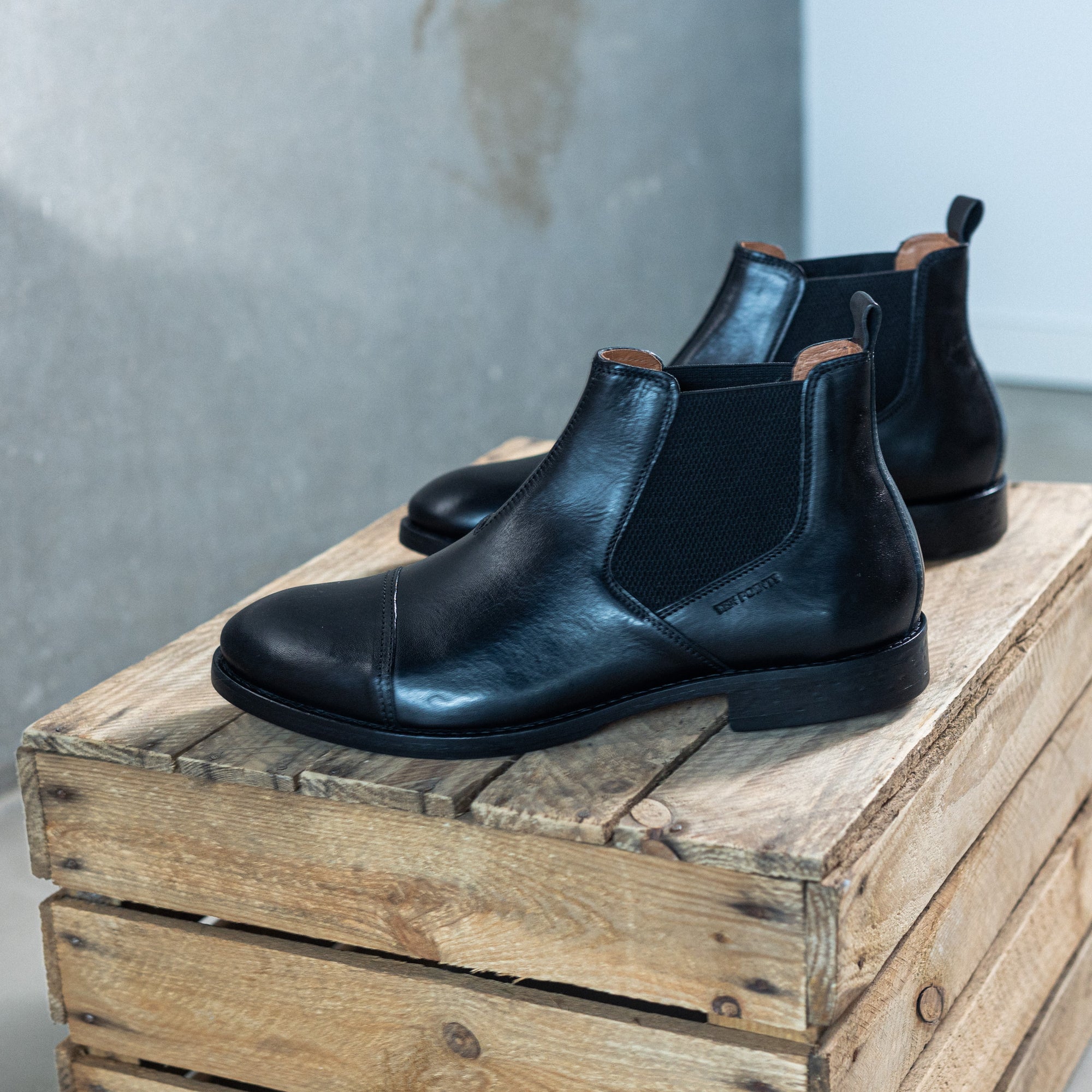 TEN POINTS - Chelsea boots - New Mercury - Sort læder