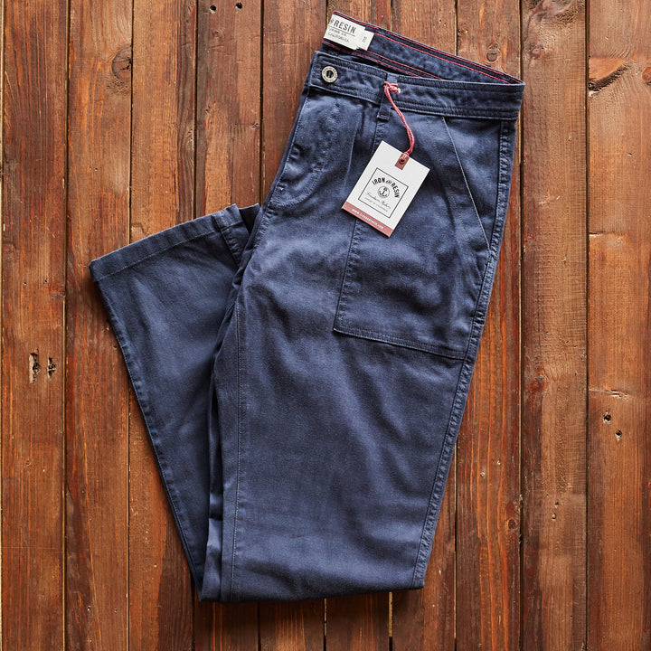 Iron & Resin - Brigade Bedford Cord Pant - navy/army