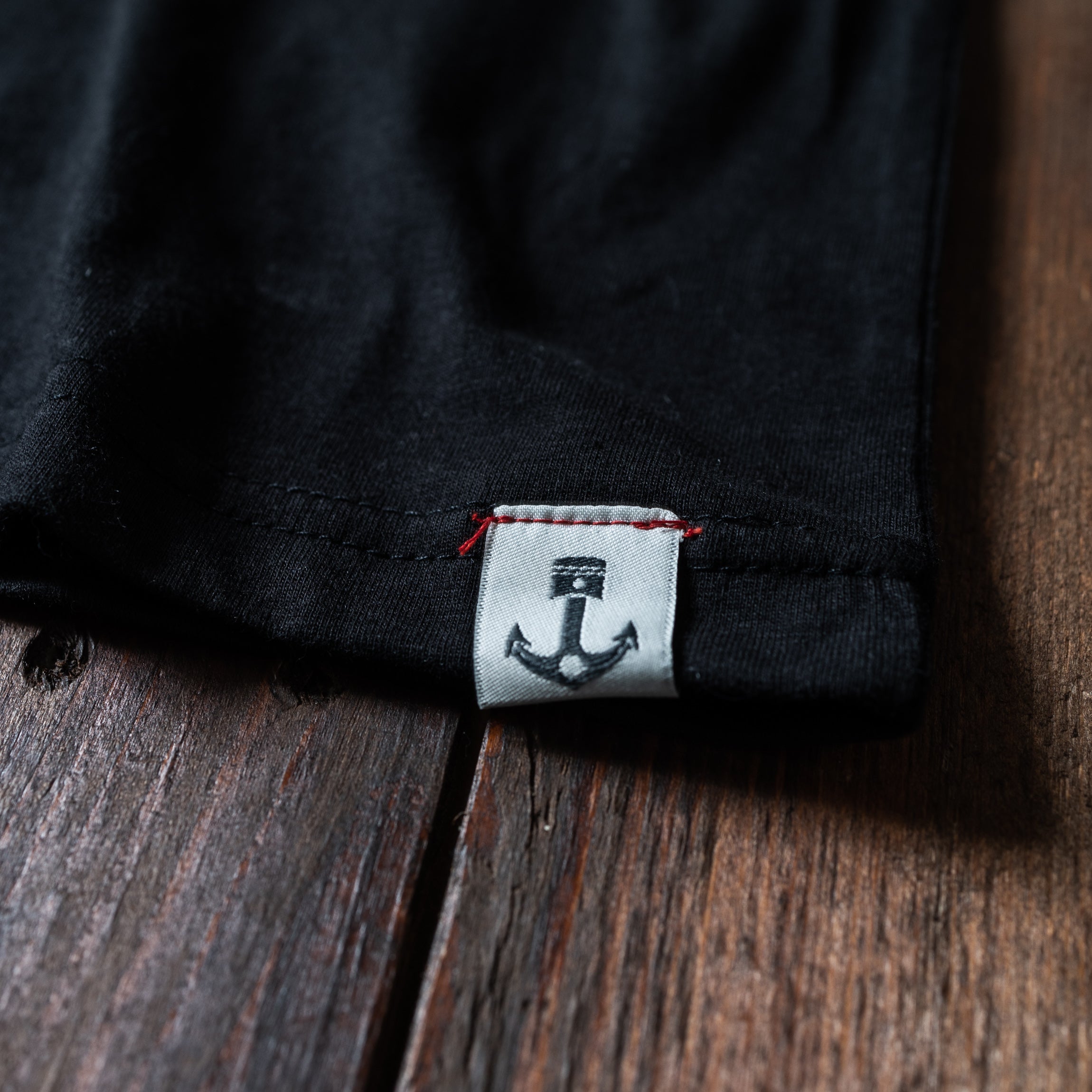 IRON & RESIN - T-shirt - ALLIANCE - BLACK
