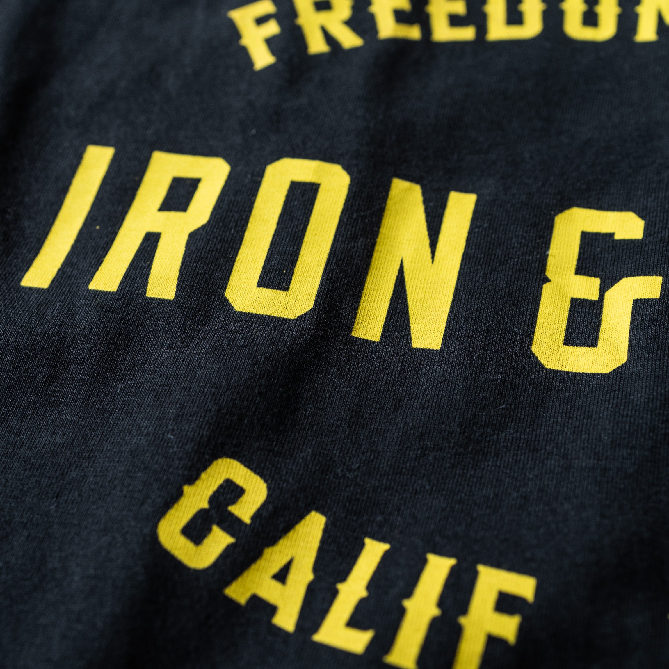 IRON & RESIN - T-shirt - ALLIANCE - BLACK