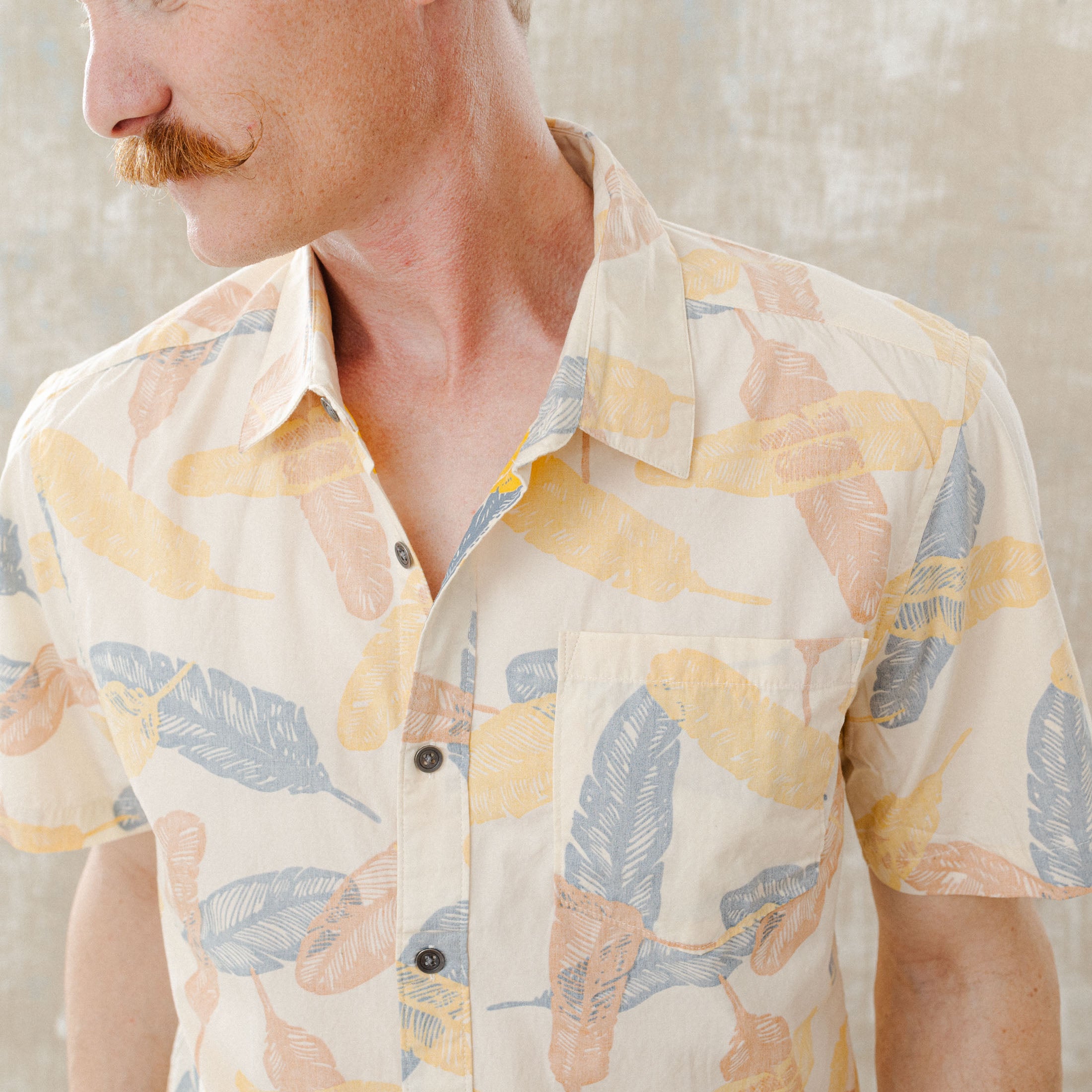 Iron and Resin - Short sleeve shirt - feather print