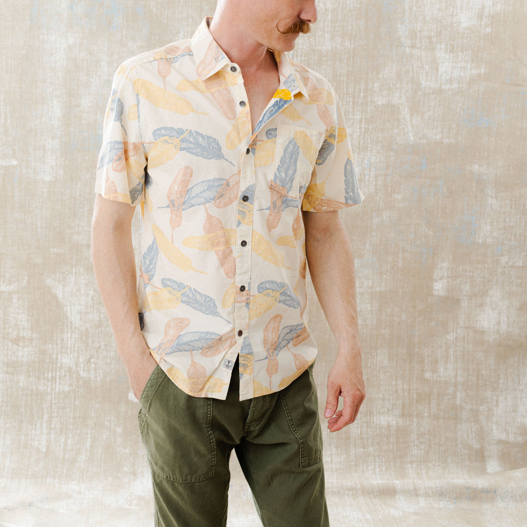 Iron and Resin - Short sleeve shirt - feather print