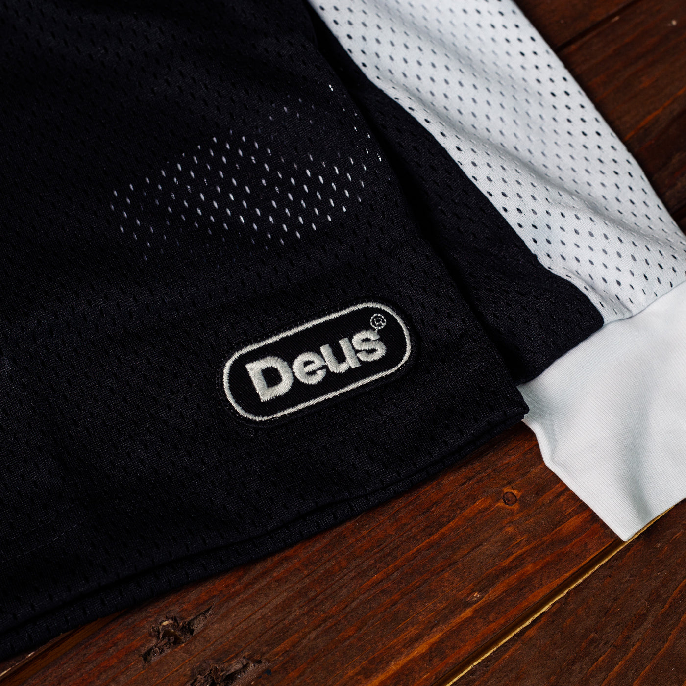 DEUS EX MACHINA - Black/White - Saber Moto Jersey